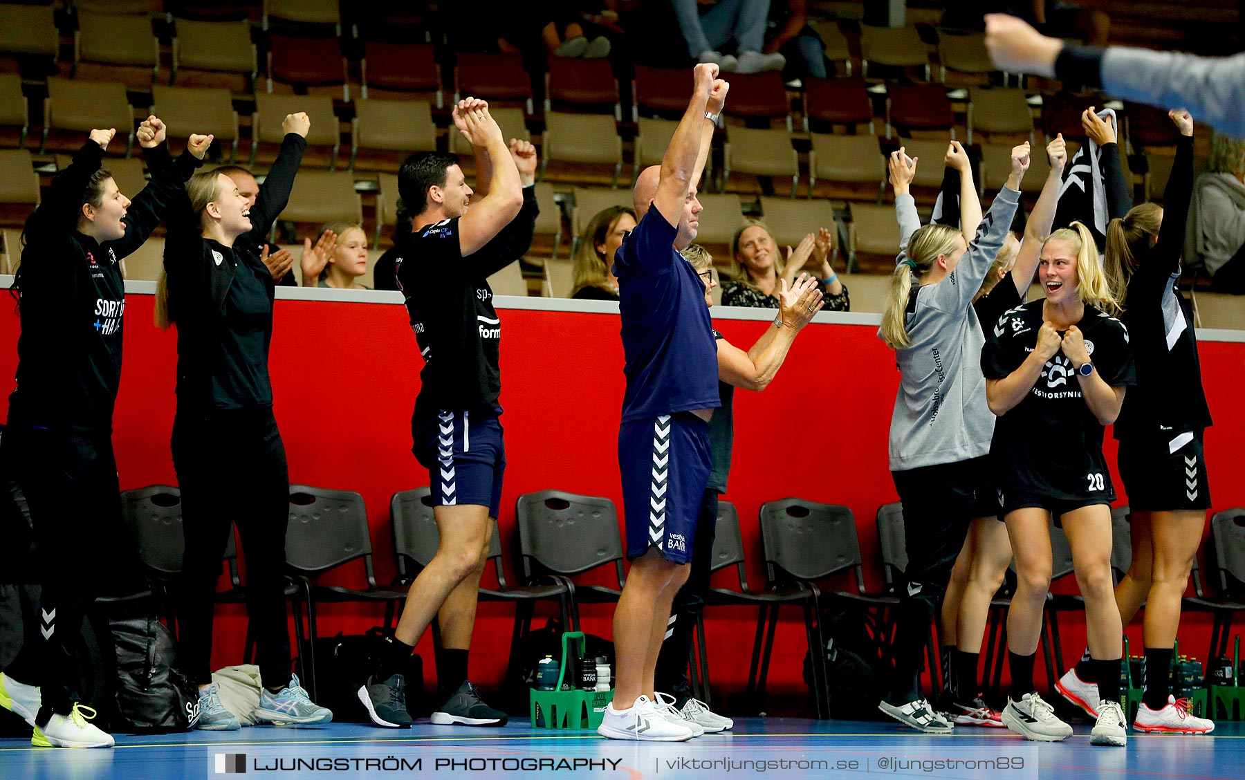 Annliz Cup DHC TTH Holstebro-Skuru IK 18-18,dam,Skövde Idrottshall,Skövde,Sverige,Handboll,,2019,224860