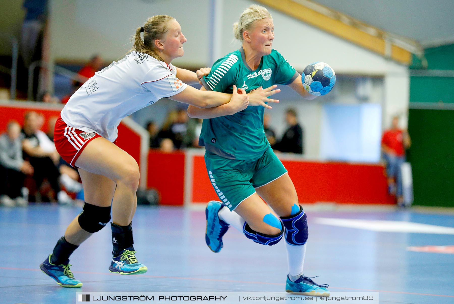 Annliz Cup Ajax København-Skuru IK 27-18,dam,Skövde Idrottshall,Skövde,Sverige,Handboll,,2019,224915