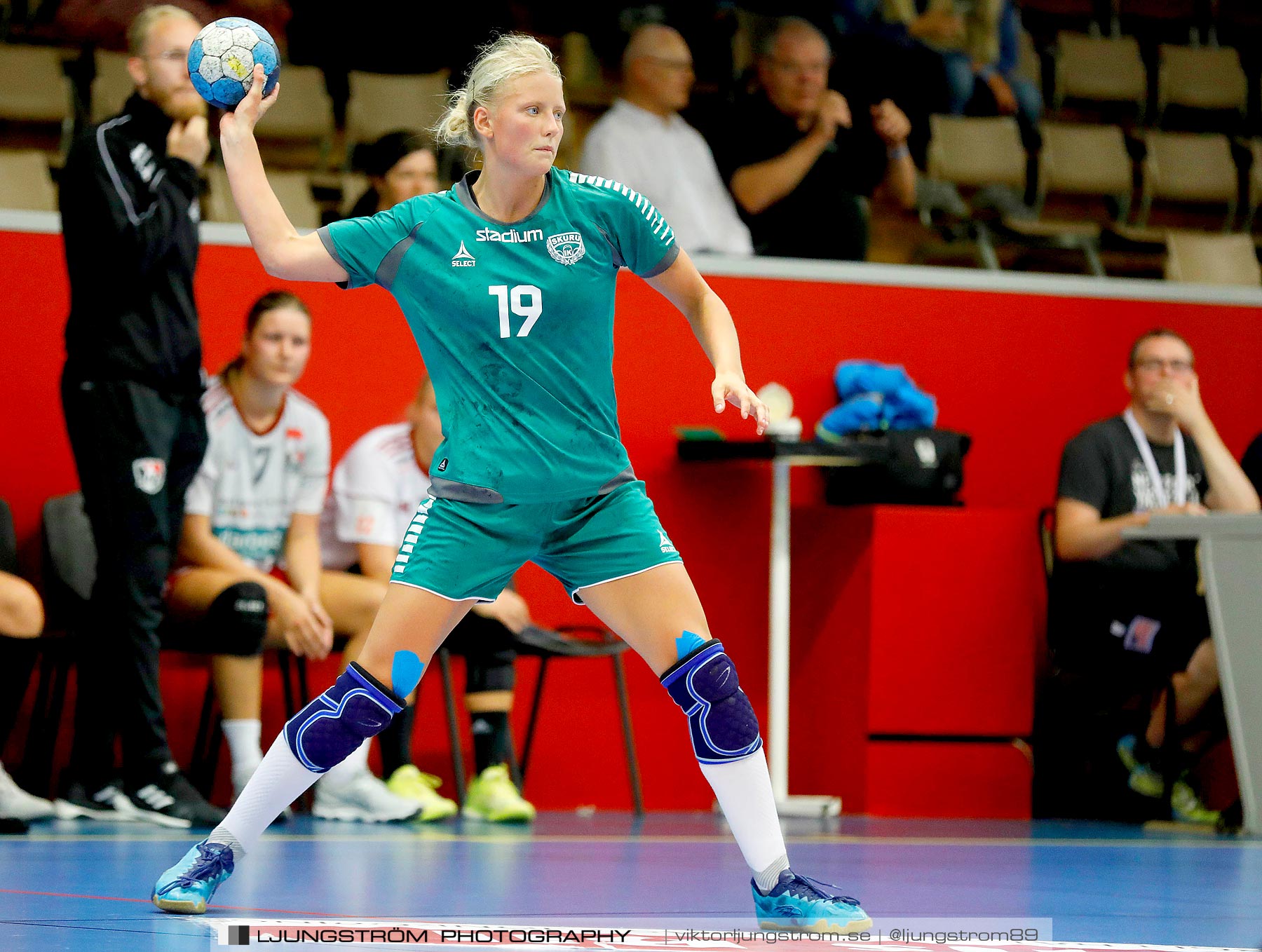 Annliz Cup Ajax København-Skuru IK 27-18,dam,Skövde Idrottshall,Skövde,Sverige,Handboll,,2019,224917