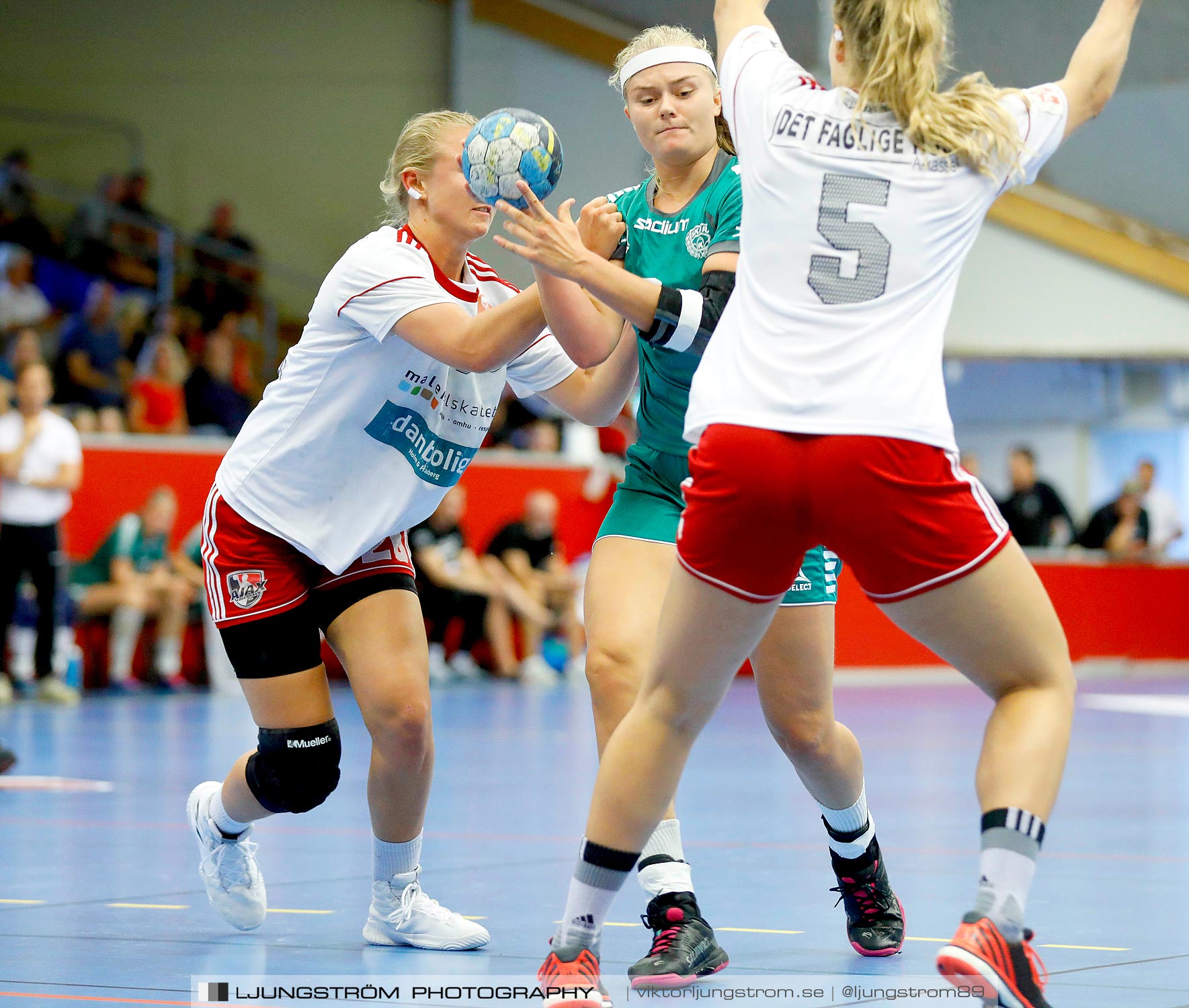 Annliz Cup Ajax København-Skuru IK 27-18,dam,Skövde Idrottshall,Skövde,Sverige,Handboll,,2019,224921