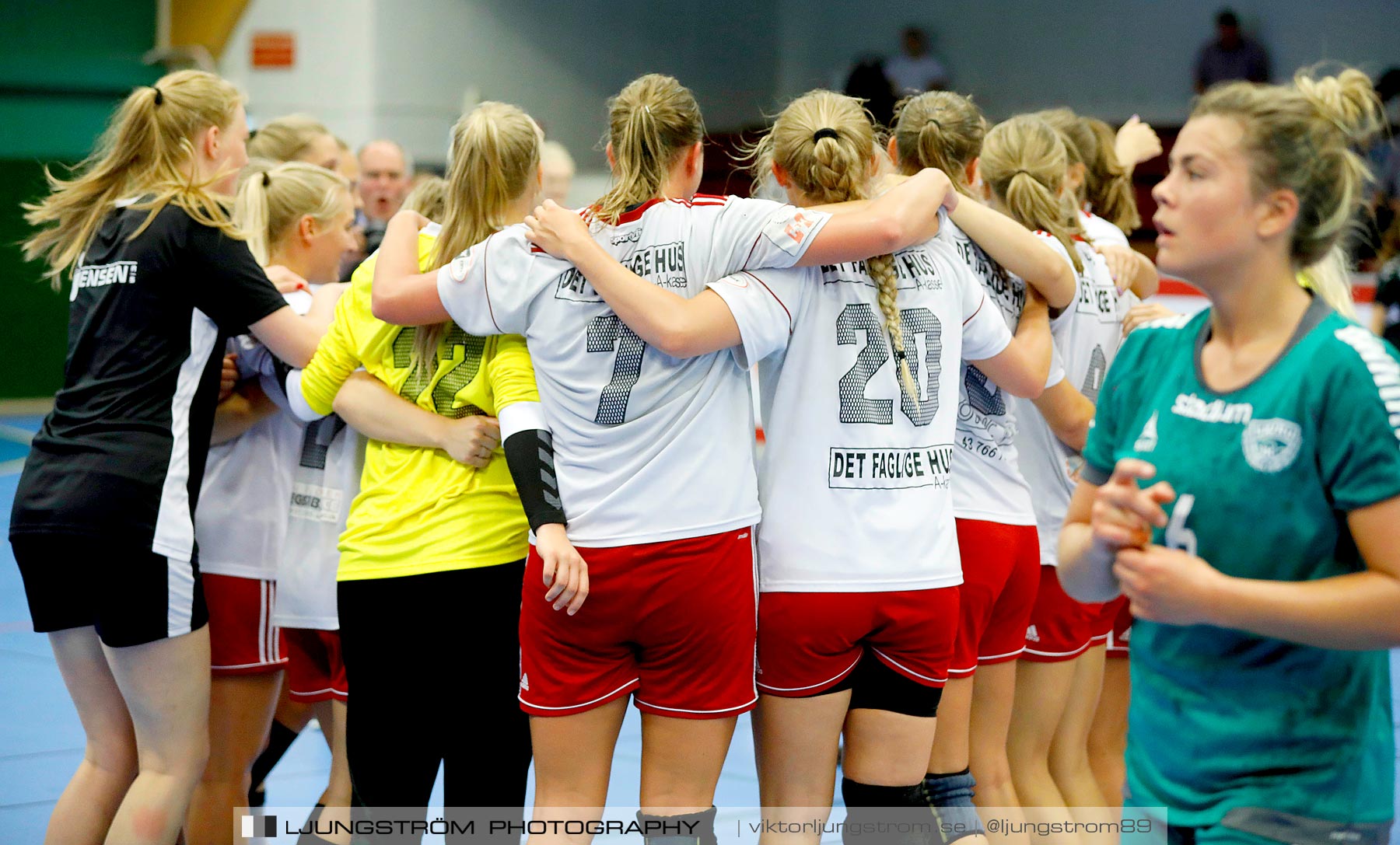 Annliz Cup Ajax København-Skuru IK 27-18,dam,Skövde Idrottshall,Skövde,Sverige,Handboll,,2019,224930