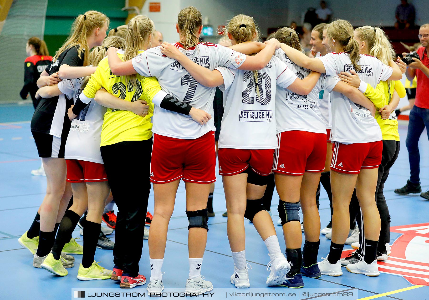 Annliz Cup Ajax København-Skuru IK 27-18,dam,Skövde Idrottshall,Skövde,Sverige,Handboll,,2019,224931