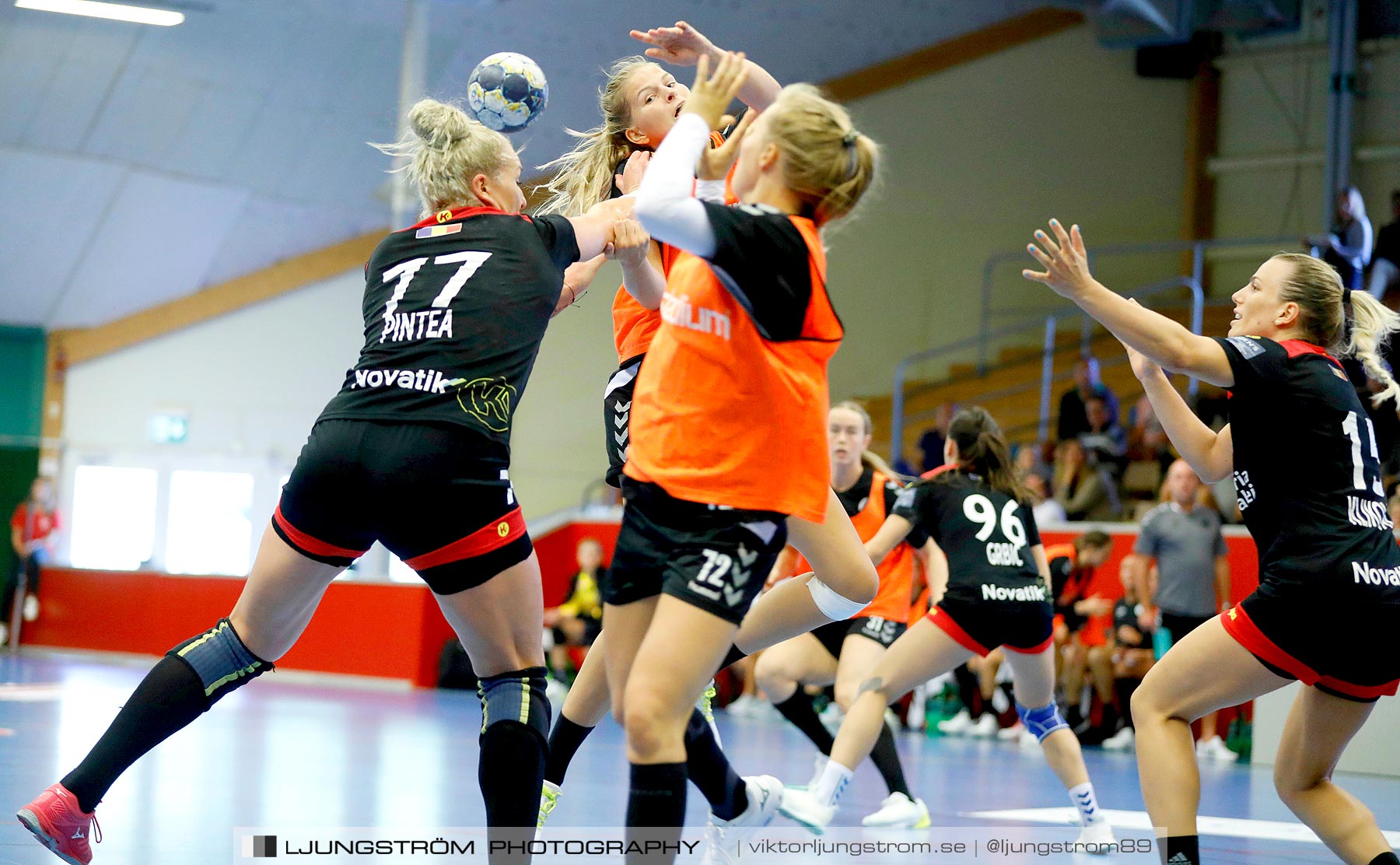 Annliz Cup FINAL CSM București-TTH Holstebro 21-23,dam,Skövde Idrottshall,Skövde,Sverige,Handboll,,2019,225649