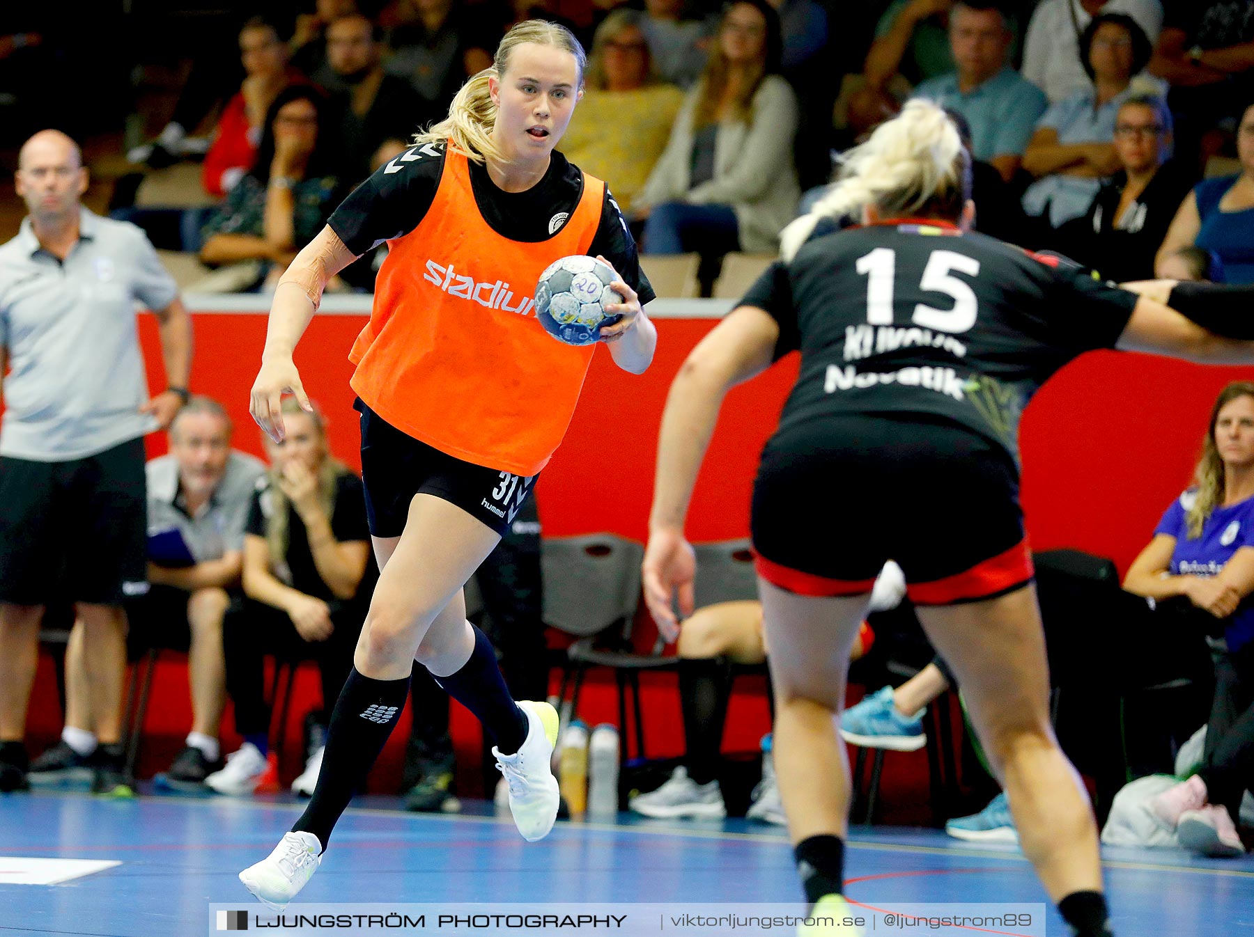 Annliz Cup FINAL CSM București-TTH Holstebro 21-23,dam,Skövde Idrottshall,Skövde,Sverige,Handboll,,2019,225659