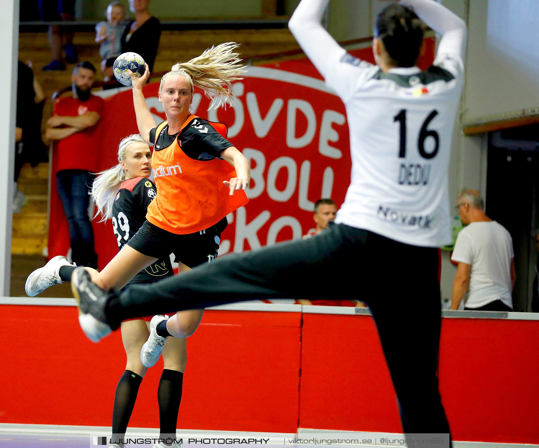 Annliz Cup FINAL CSM București-TTH Holstebro 21-23,dam,Skövde Idrottshall,Skövde,Sverige,Handboll,,2019,225666