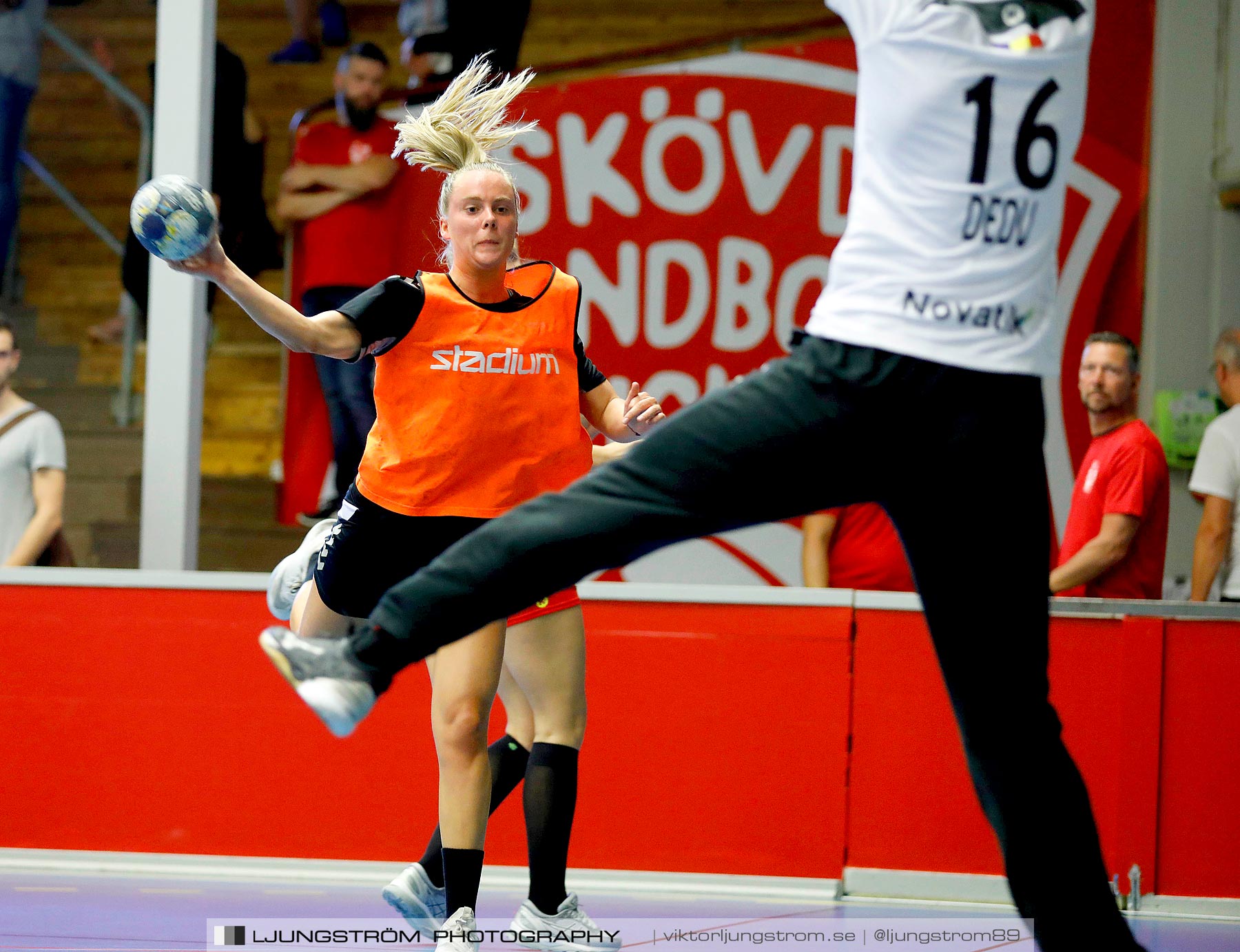 Annliz Cup FINAL CSM București-TTH Holstebro 21-23,dam,Skövde Idrottshall,Skövde,Sverige,Handboll,,2019,225667