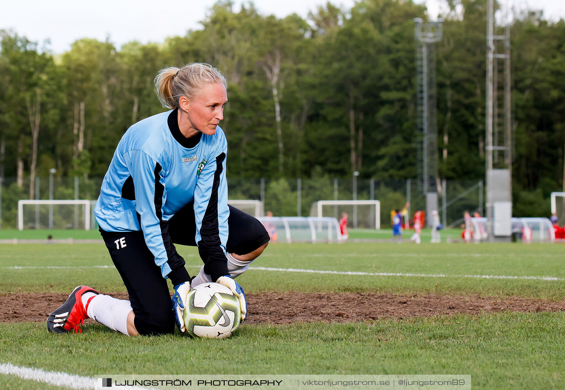 Skövde KIK-Rackeby/Kållandsö 6-0,dam,Lillegårdens IP,Skövde,Sverige,Fotboll,,2022,286401