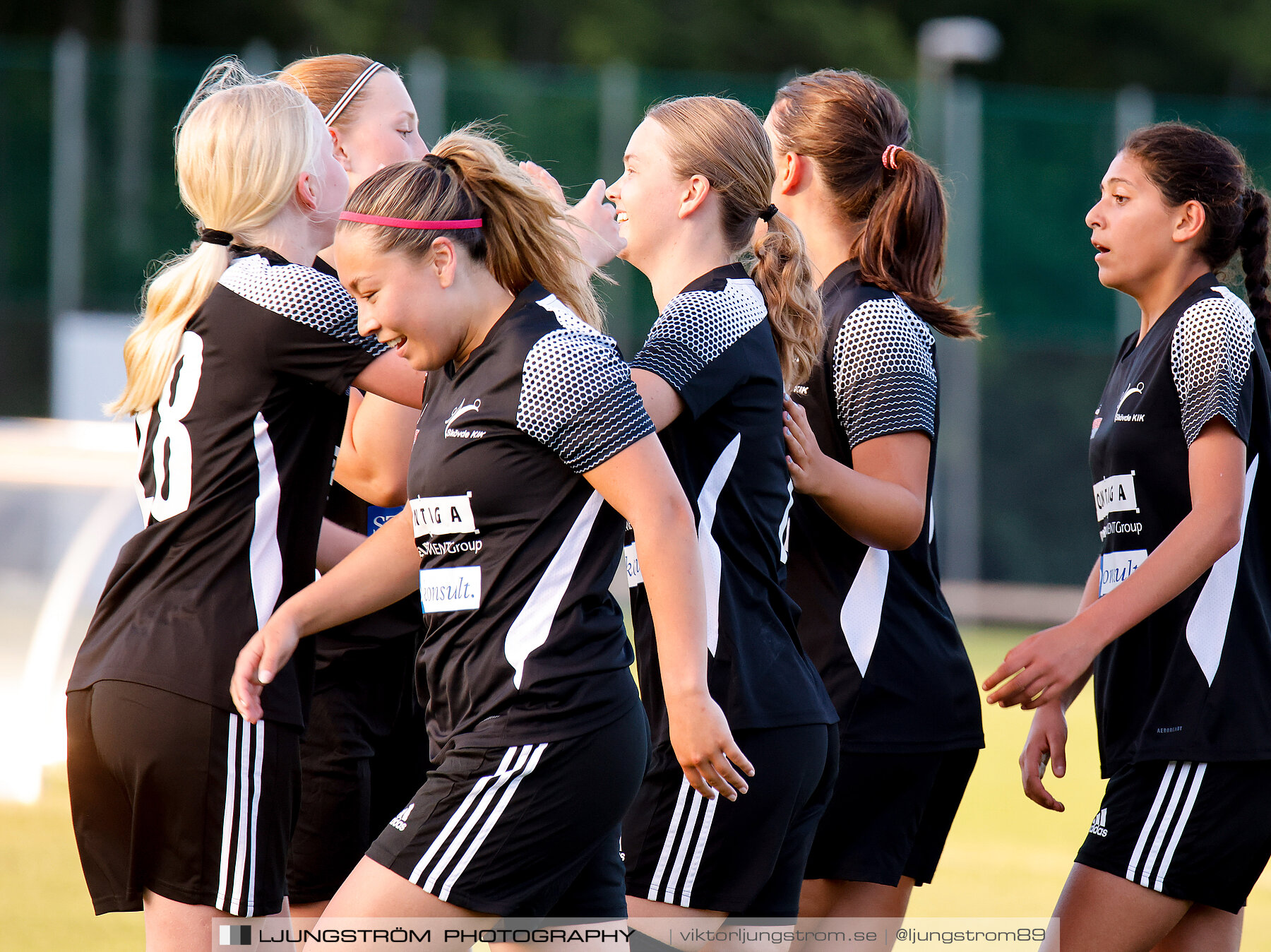 Skövde KIK-Rackeby/Kållandsö 6-0,dam,Lillegårdens IP,Skövde,Sverige,Fotboll,,2022,286488