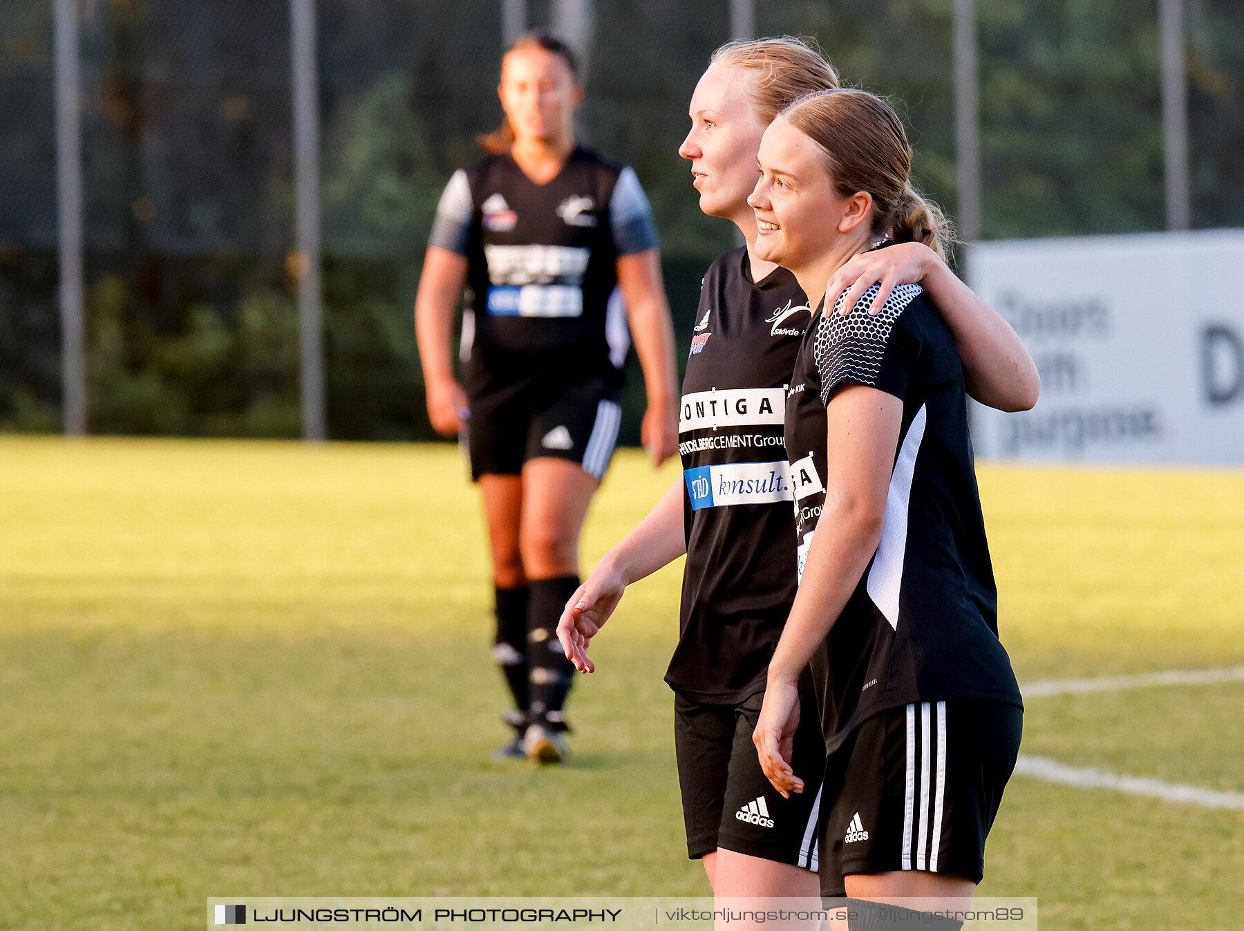 Skövde KIK-Rackeby/Kållandsö 6-0,dam,Lillegårdens IP,Skövde,Sverige,Fotboll,,2022,286517