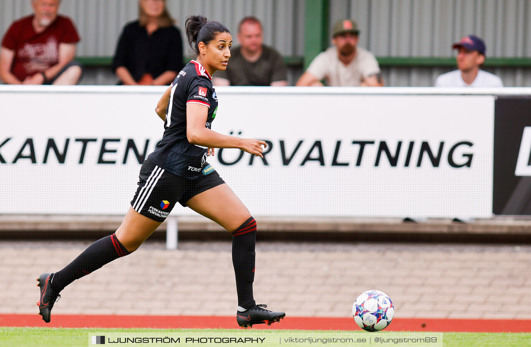 Lidköpings FK-Ifö Bromölla IF 4-1,dam,Framnäs IP,Lidköping,Sverige,Fotboll,,2022,286758