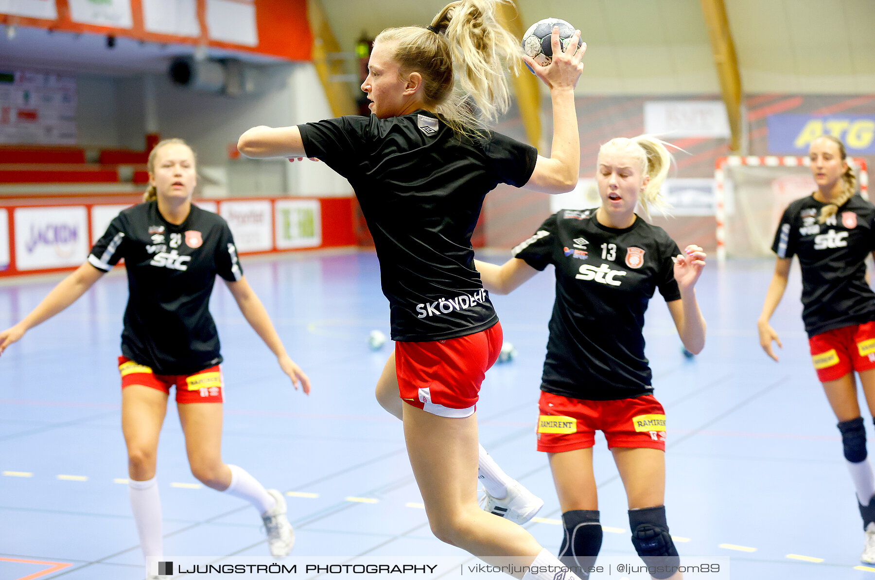 Träningsmatch Skövde HF-IF Hallby HK 22-21,dam,Skövde Idrottshall,Skövde,Sverige,Handboll,,2022,286822