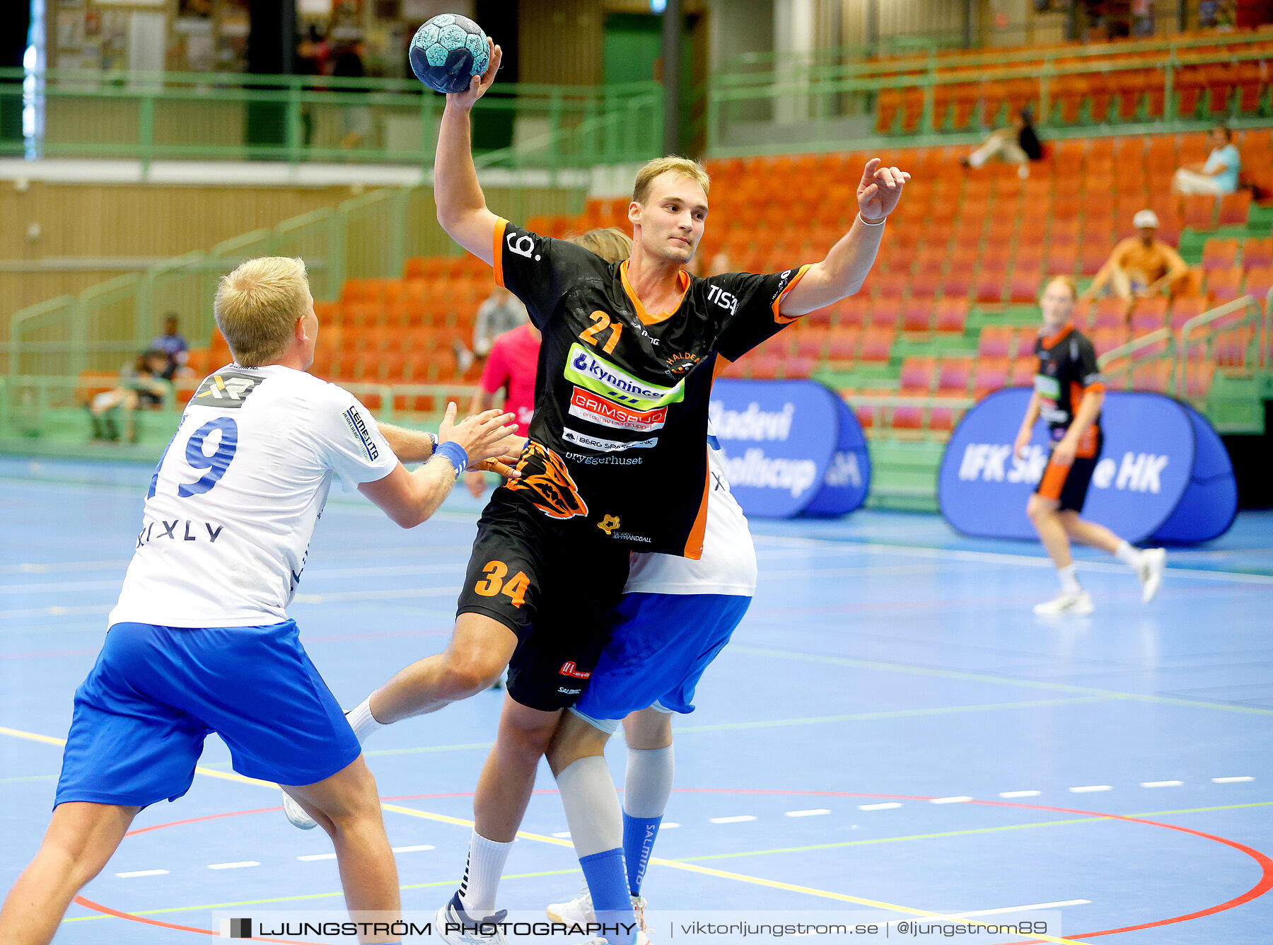 Träningsturnering IFK Skövde HK-Halden Topphåndball 37-31,herr,Arena Skövde,Skövde,Sverige,Handboll,,2022,289402