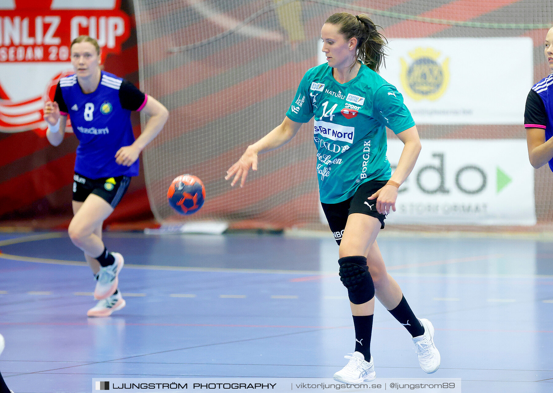 Annliz Cup Superelit Viborg HK-IK Sävehof 27-34,dam,Skövde Idrottshall,Skövde,Sverige,Handboll,,2022,289473