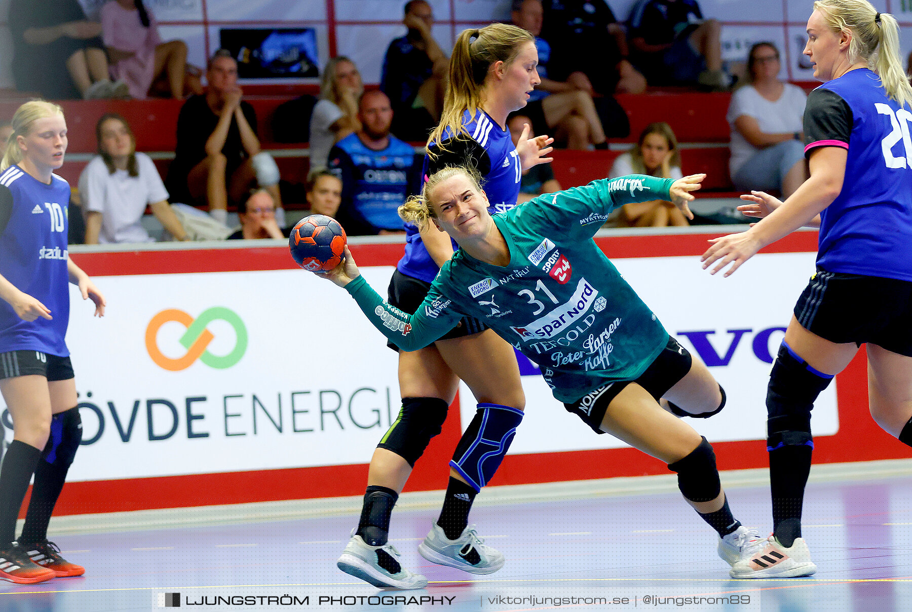 Annliz Cup Superelit Viborg HK-IK Sävehof 27-34,dam,Skövde Idrottshall,Skövde,Sverige,Handboll,,2022,289554