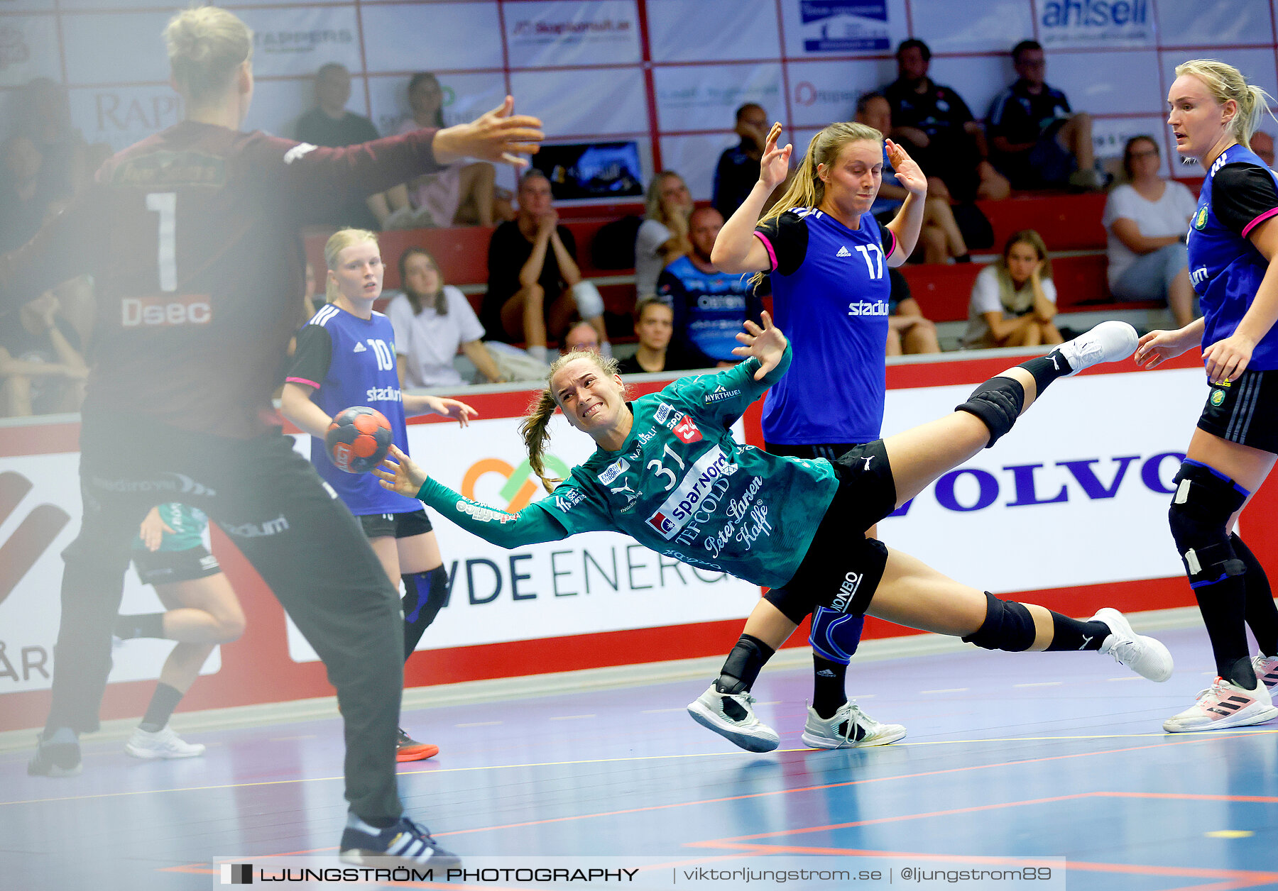 Annliz Cup Superelit Viborg HK-IK Sävehof 27-34,dam,Skövde Idrottshall,Skövde,Sverige,Handboll,,2022,289556