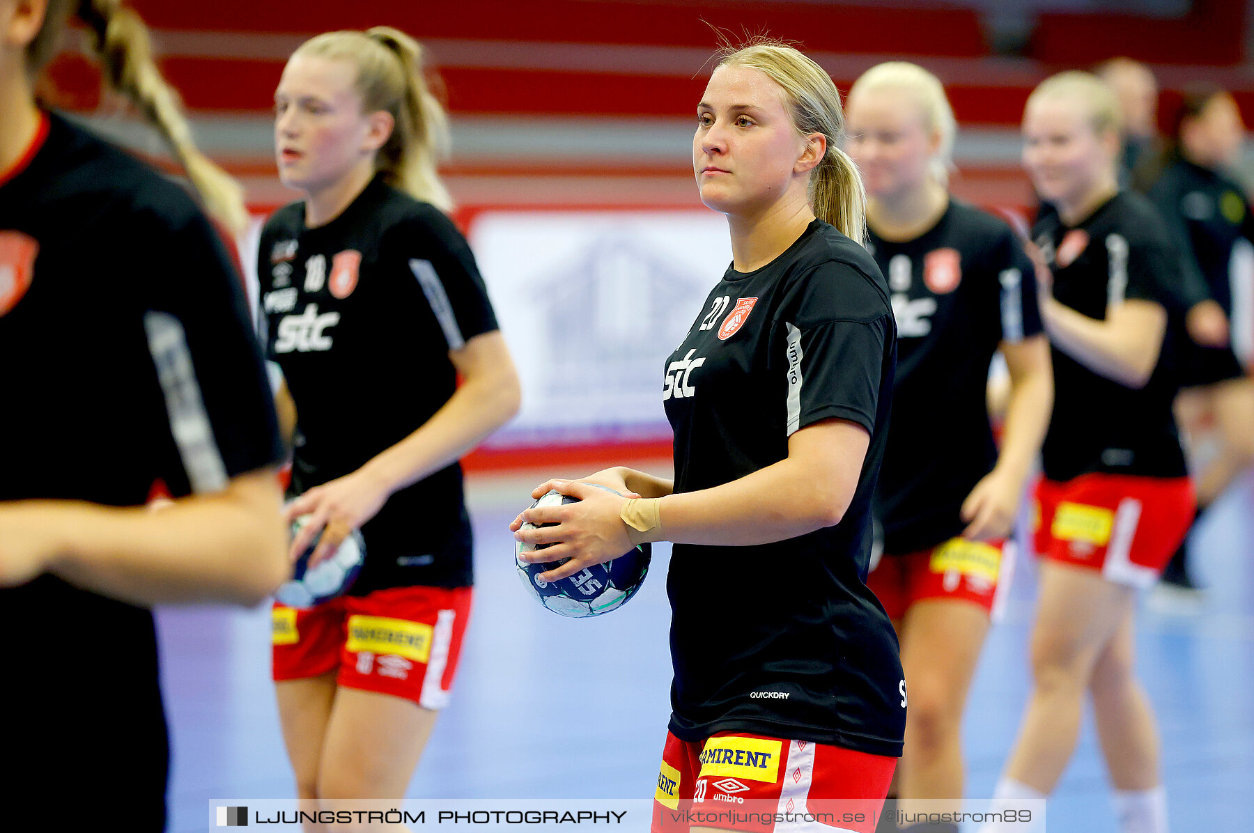 Annliz Cup Superelit Skövde HF-Viborg HK 21-40,dam,Skövde Idrottshall,Skövde,Sverige,Handboll,,2022,289812