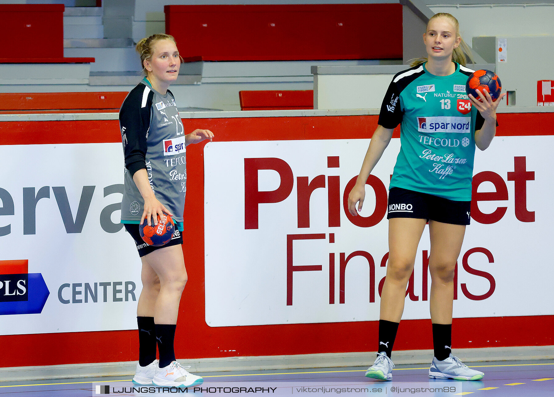 Annliz Cup Superelit Skövde HF-Viborg HK 21-40,dam,Skövde Idrottshall,Skövde,Sverige,Handboll,,2022,289823