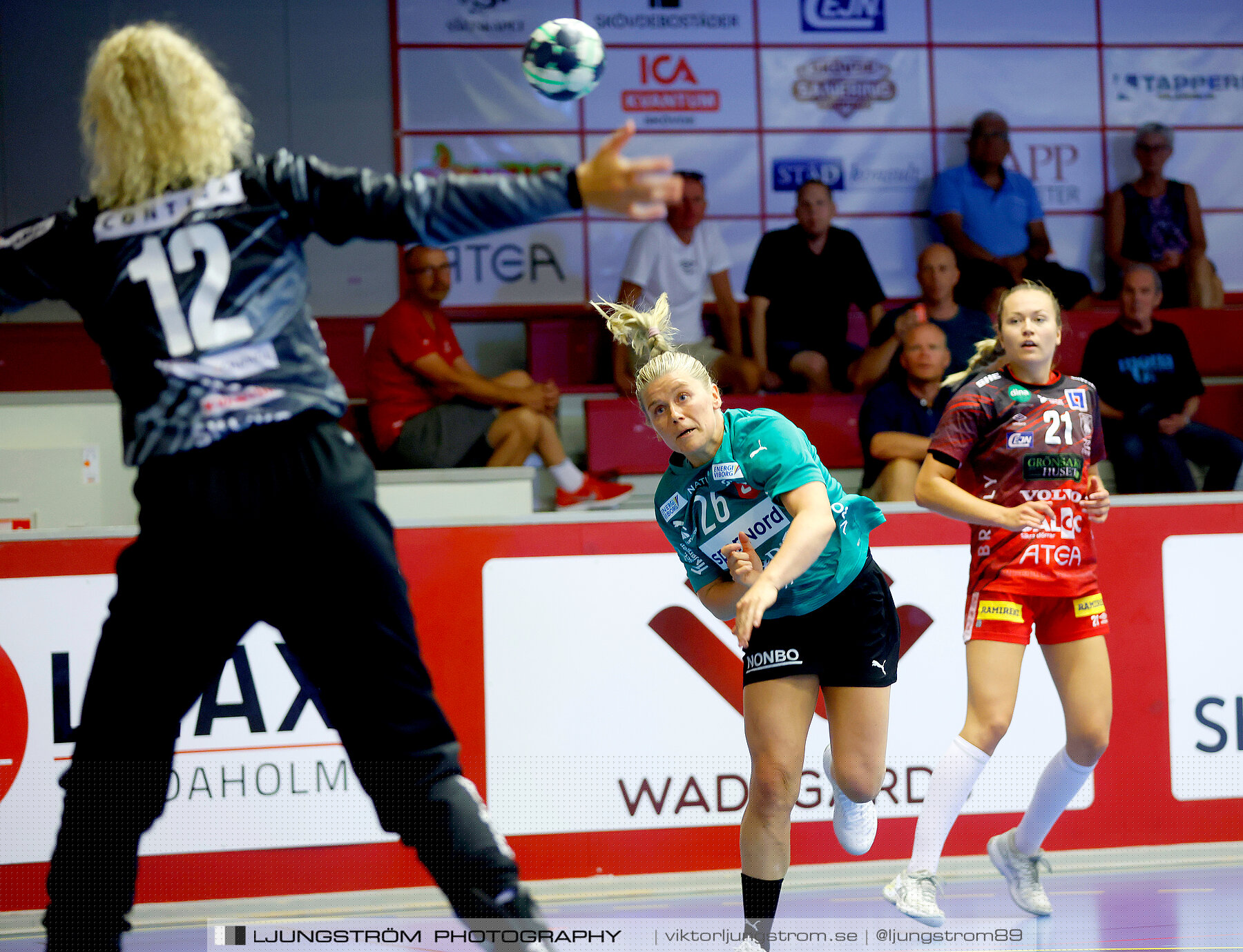 Annliz Cup Superelit Skövde HF-Viborg HK 21-40,dam,Skövde Idrottshall,Skövde,Sverige,Handboll,,2022,289885