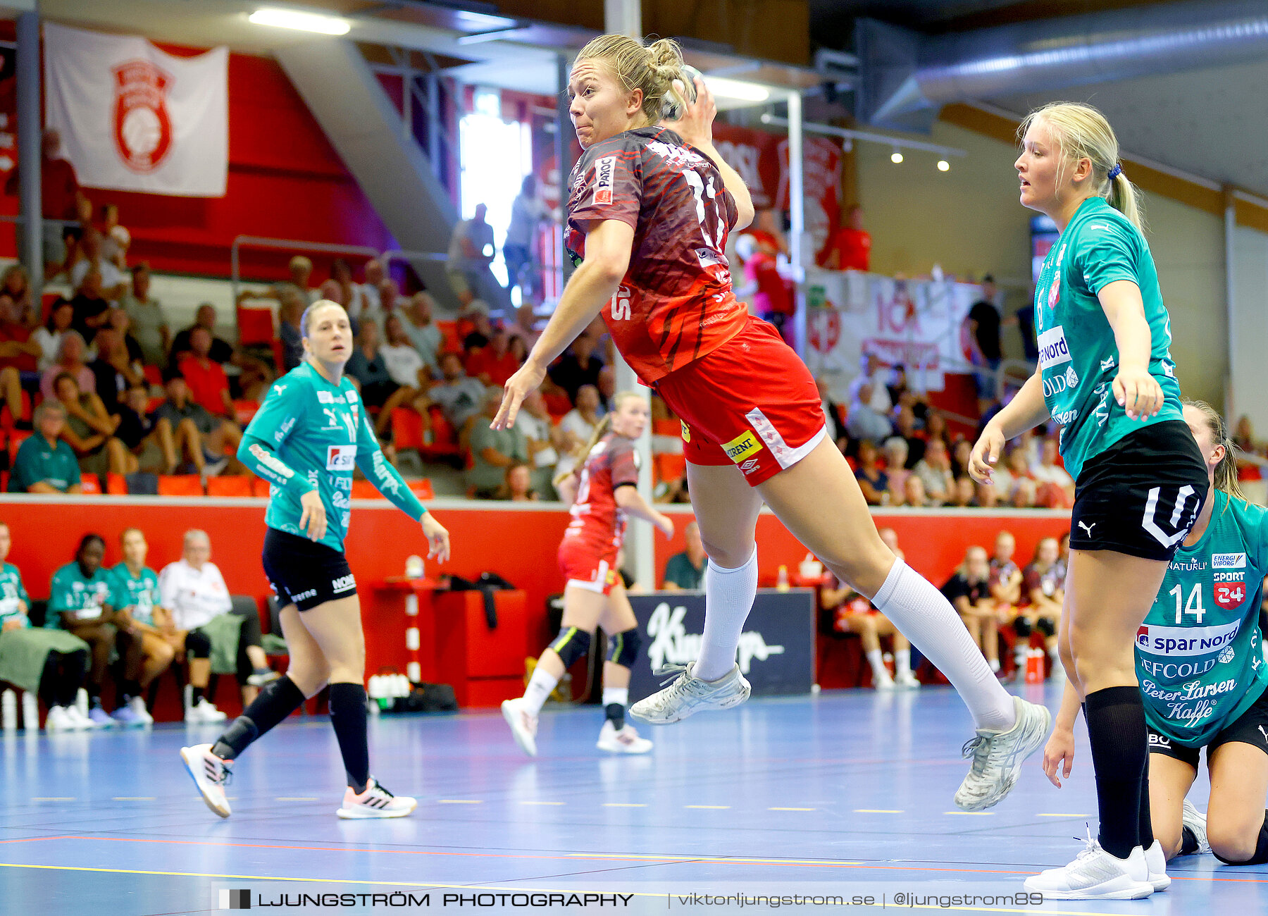 Annliz Cup Superelit Skövde HF-Viborg HK 21-40,dam,Skövde Idrottshall,Skövde,Sverige,Handboll,,2022,289929