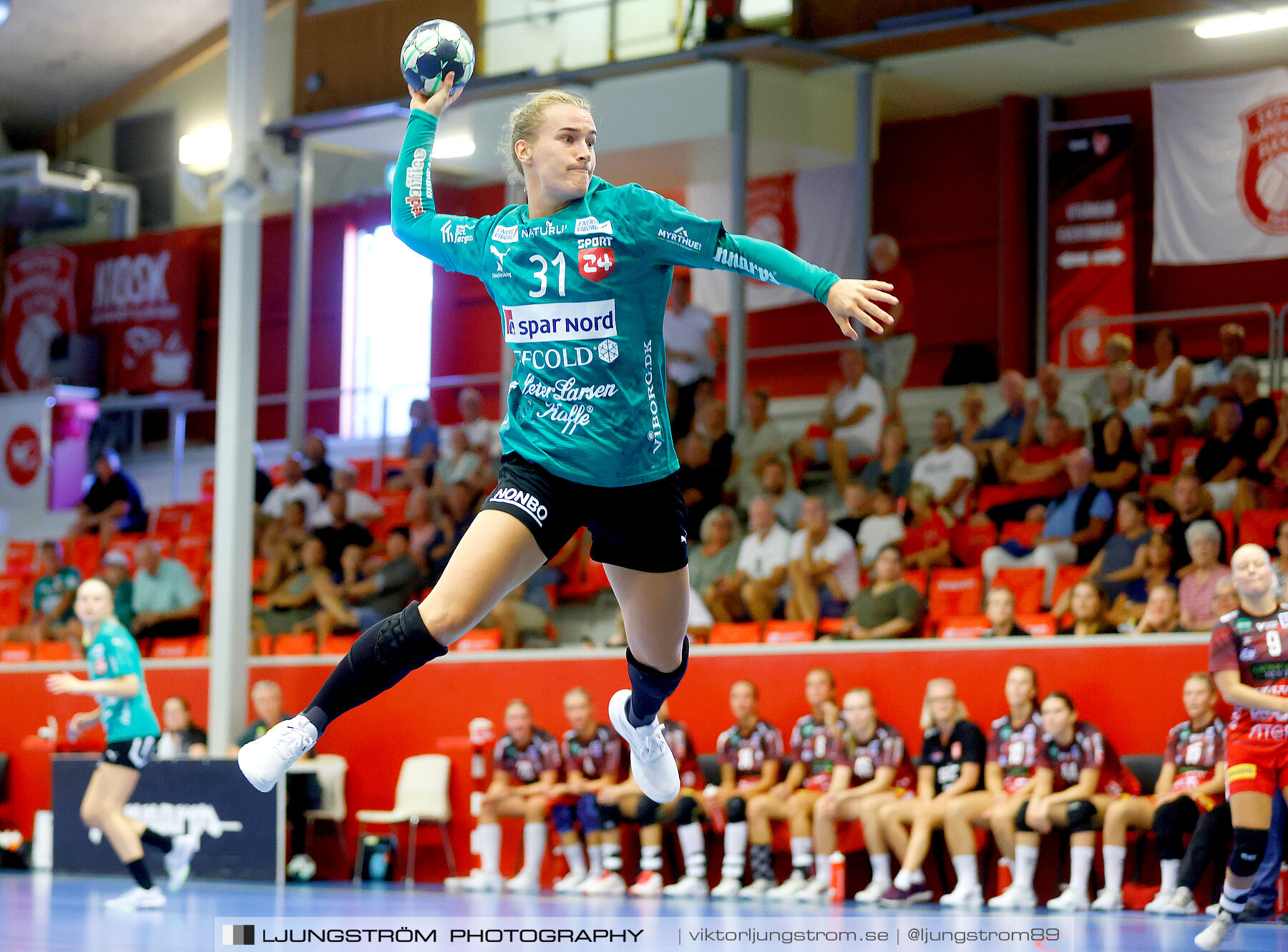 Annliz Cup Superelit Skövde HF-Viborg HK 21-40,dam,Skövde Idrottshall,Skövde,Sverige,Handboll,,2022,289961