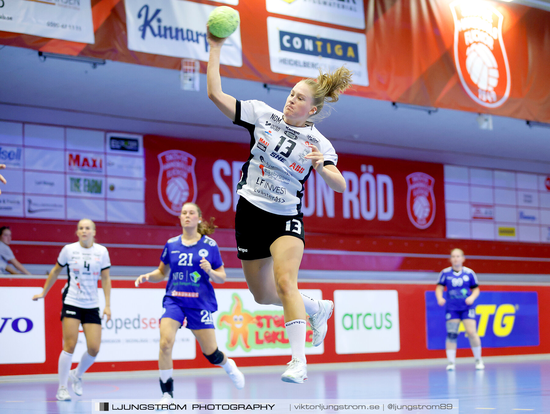 Annliz Cup Superelit VästeråsIrsta HF-Roskilde 33-22,dam,Skövde Idrottshall,Skövde,Sverige,Handboll,,2022,290026