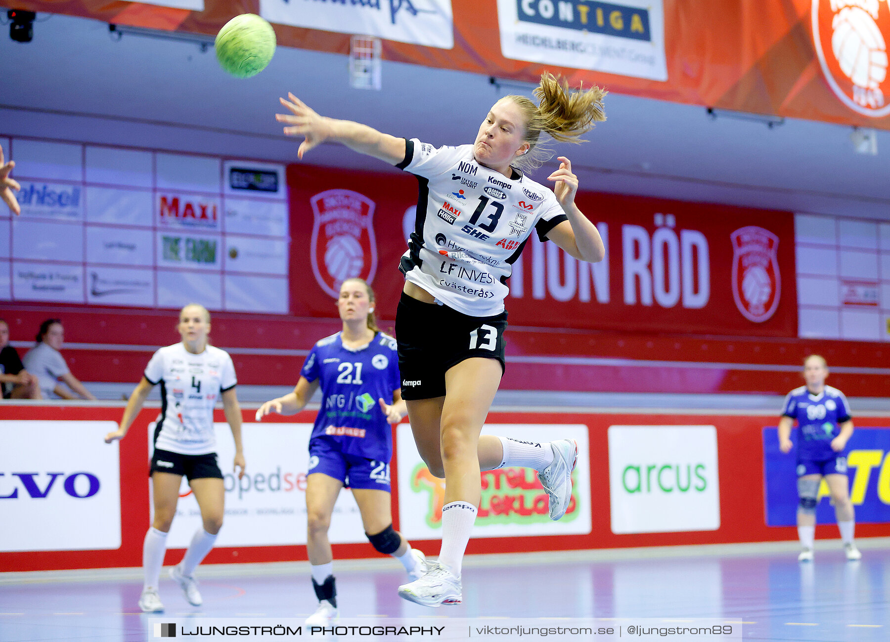 Annliz Cup Superelit VästeråsIrsta HF-Roskilde 33-22,dam,Skövde Idrottshall,Skövde,Sverige,Handboll,,2022,290027