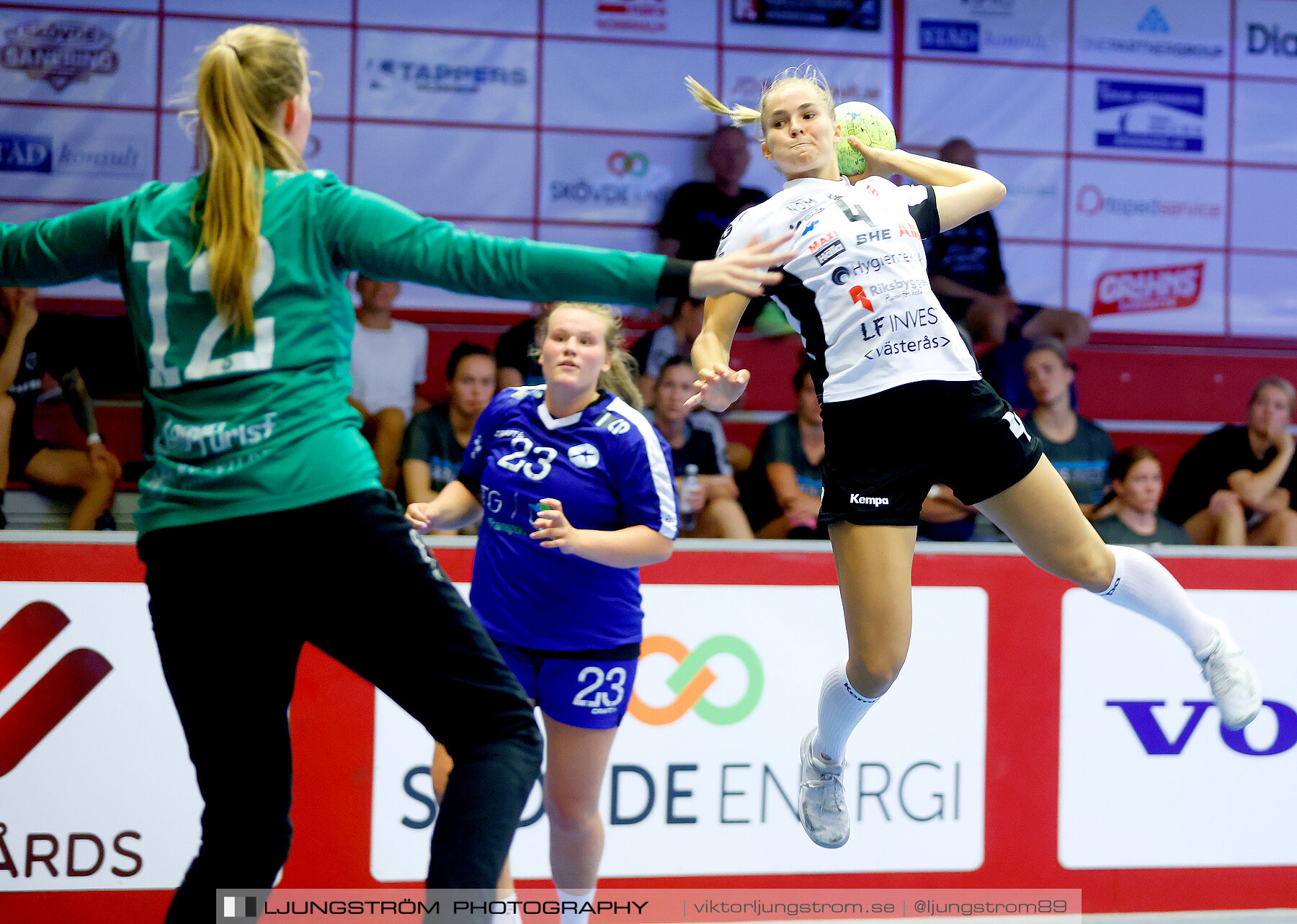 Annliz Cup Superelit VästeråsIrsta HF-Roskilde 33-22,dam,Skövde Idrottshall,Skövde,Sverige,Handboll,,2022,290037