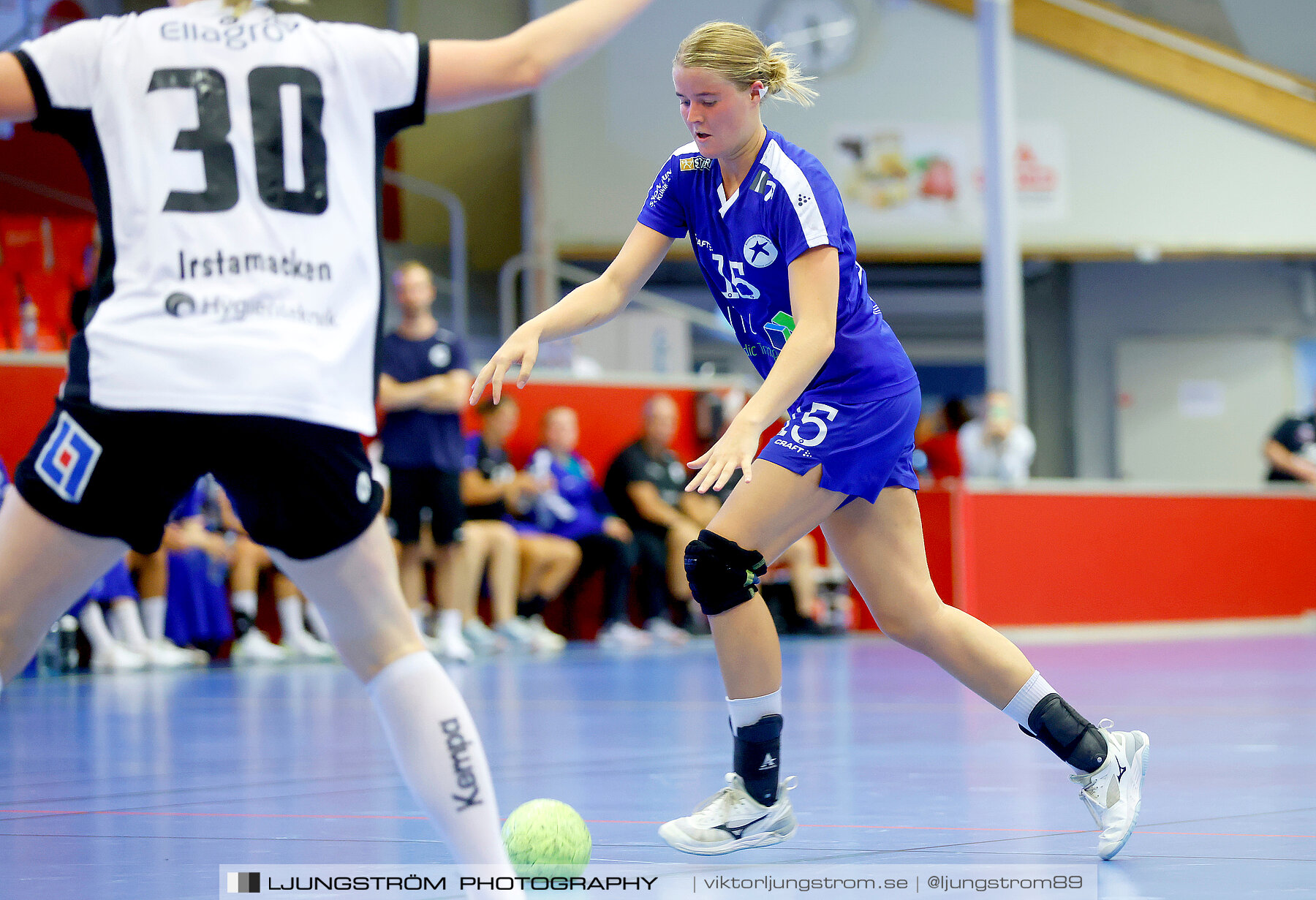 Annliz Cup Superelit VästeråsIrsta HF-Roskilde 33-22,dam,Skövde Idrottshall,Skövde,Sverige,Handboll,,2022,290083