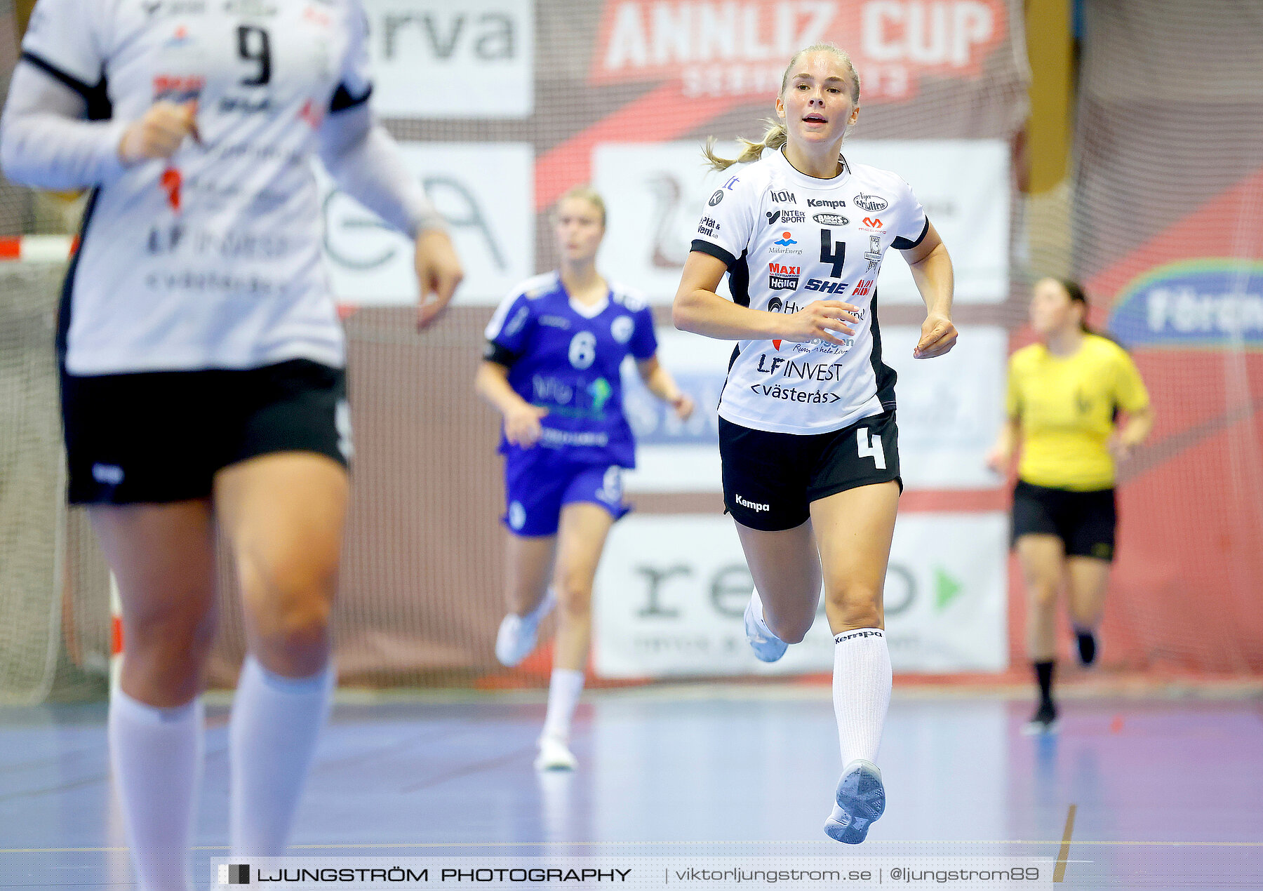 Annliz Cup Superelit VästeråsIrsta HF-Roskilde 33-22,dam,Skövde Idrottshall,Skövde,Sverige,Handboll,,2022,290084
