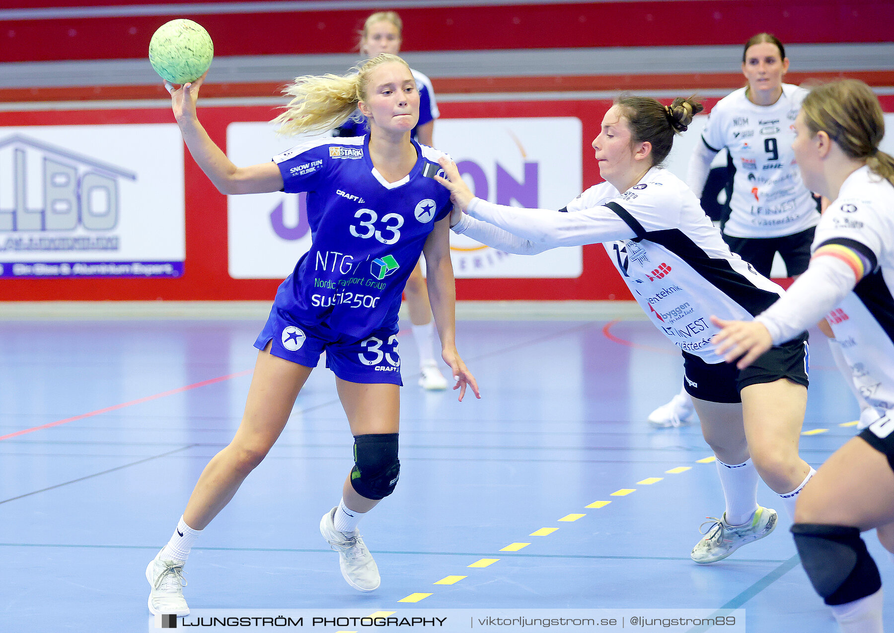 Annliz Cup Superelit VästeråsIrsta HF-Roskilde 33-22,dam,Skövde Idrottshall,Skövde,Sverige,Handboll,,2022,290118