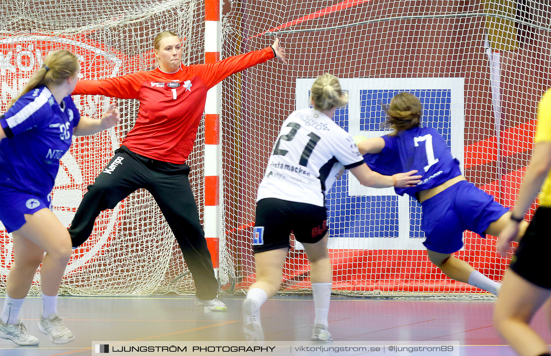 Annliz Cup Superelit VästeråsIrsta HF-Roskilde 33-22,dam,Skövde Idrottshall,Skövde,Sverige,Handboll,,2022,290133