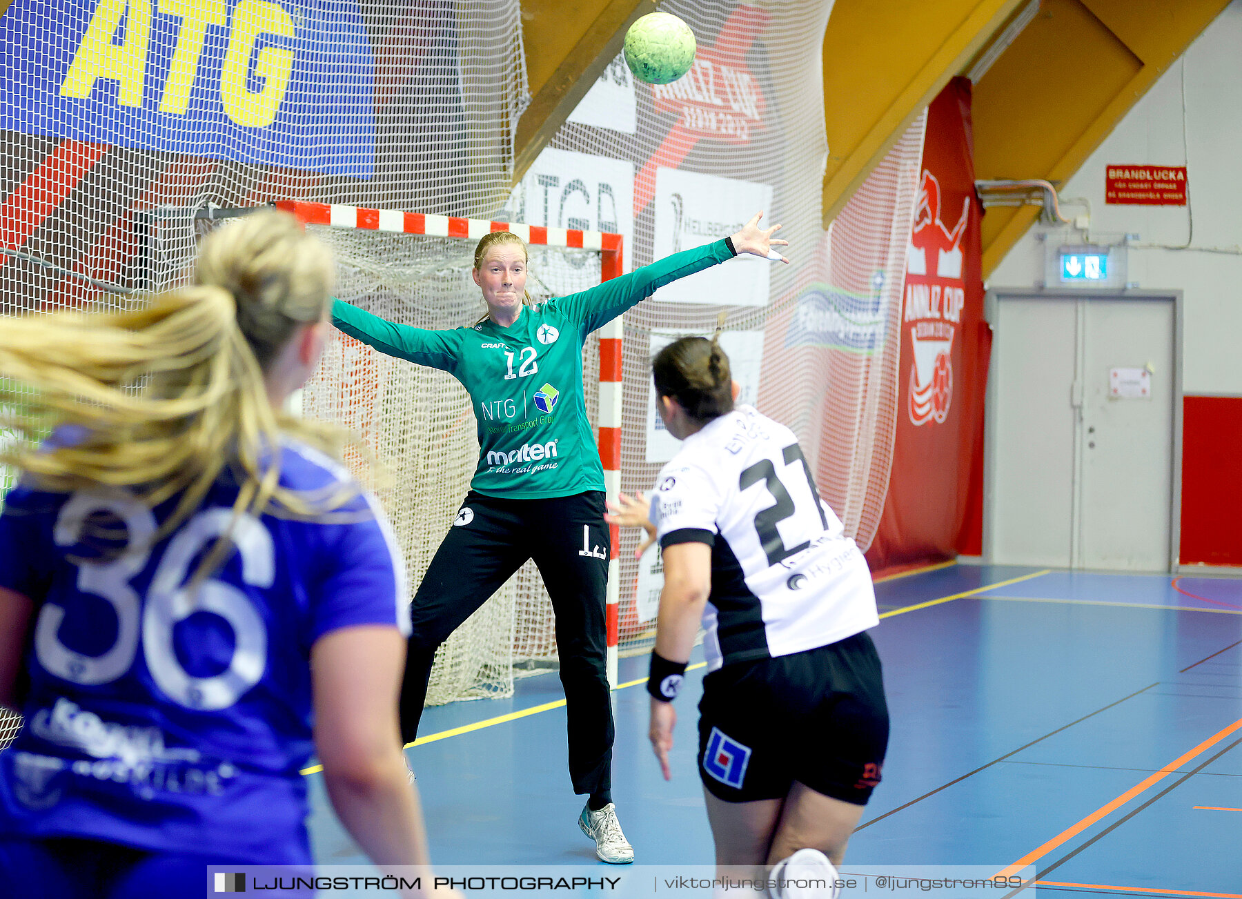 Annliz Cup Superelit VästeråsIrsta HF-Roskilde 33-22,dam,Skövde Idrottshall,Skövde,Sverige,Handboll,,2022,290141