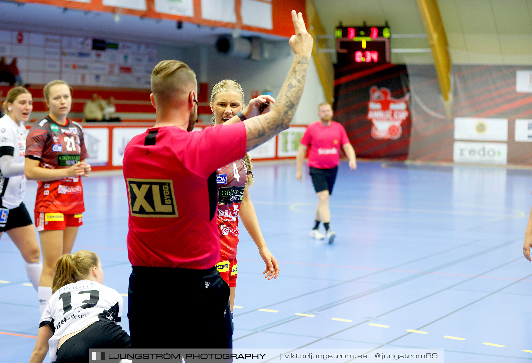 ATG Svenska Cupen Skövde HF-VästeråsIrsta HF 28-30,dam,Skövde Idrottshall,Skövde,Sverige,Handboll,,2022,290172