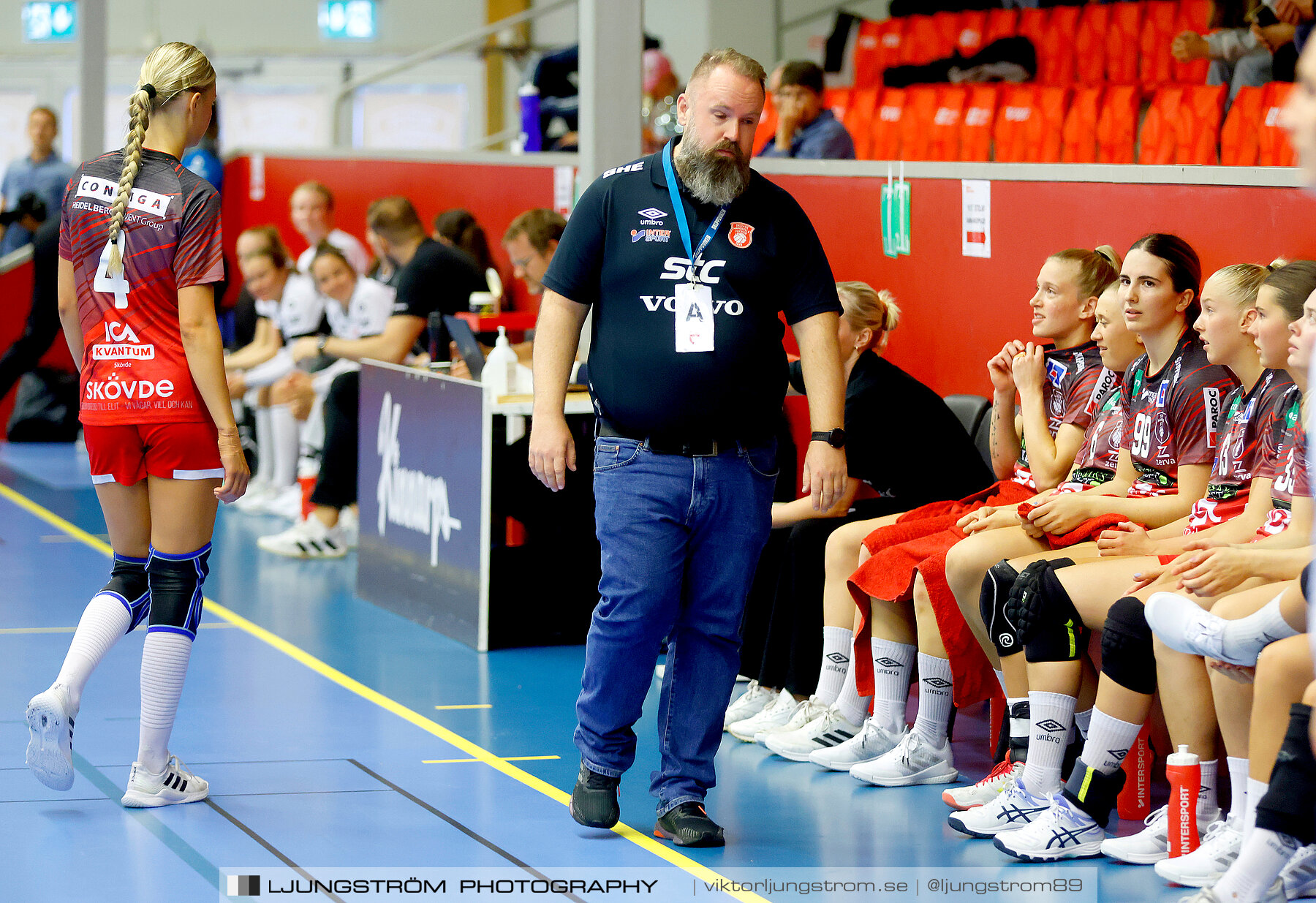 ATG Svenska Cupen Skövde HF-VästeråsIrsta HF 28-30,dam,Skövde Idrottshall,Skövde,Sverige,Handboll,,2022,290174