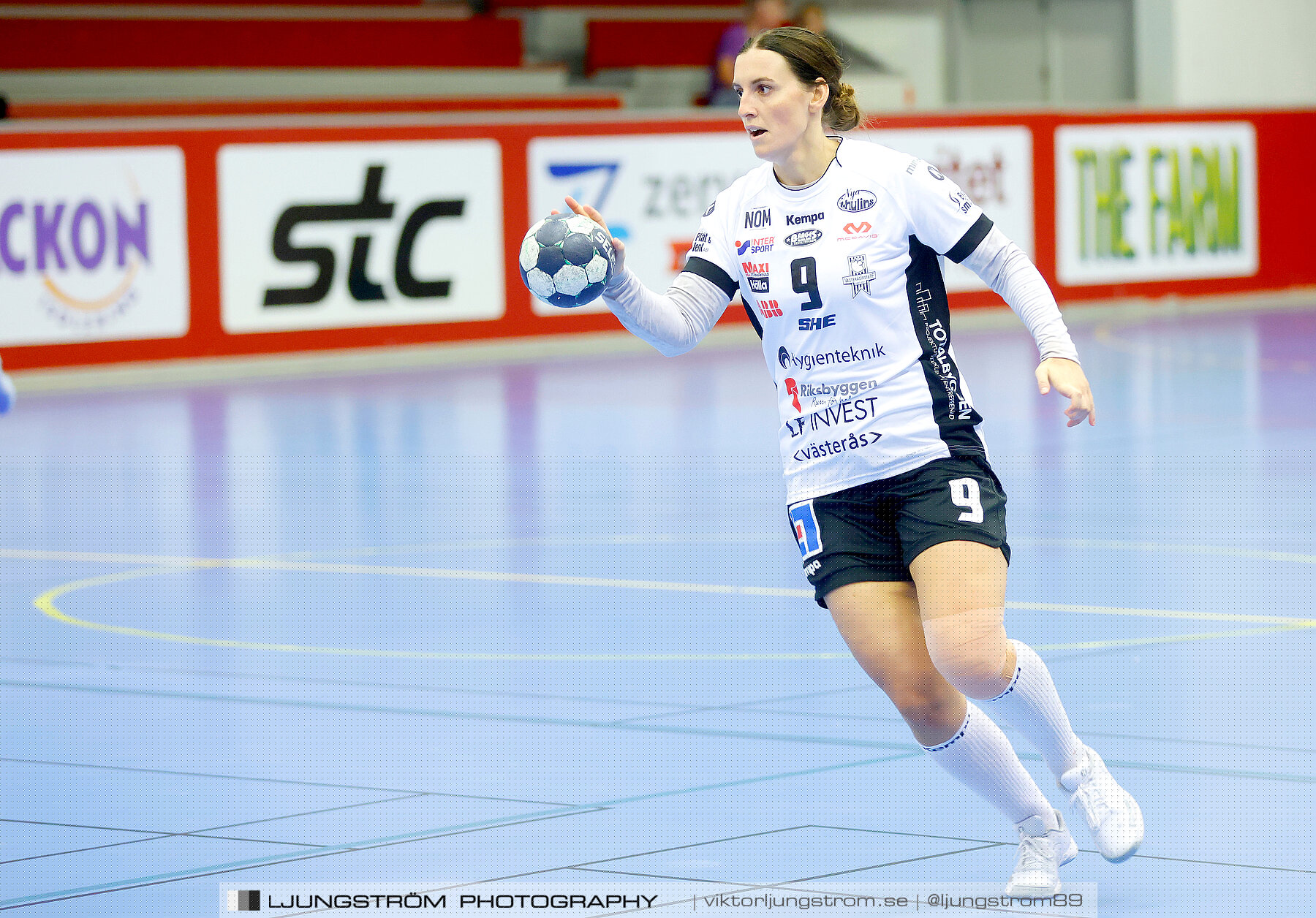 ATG Svenska Cupen Skövde HF-VästeråsIrsta HF 28-30,dam,Skövde Idrottshall,Skövde,Sverige,Handboll,,2022,290187