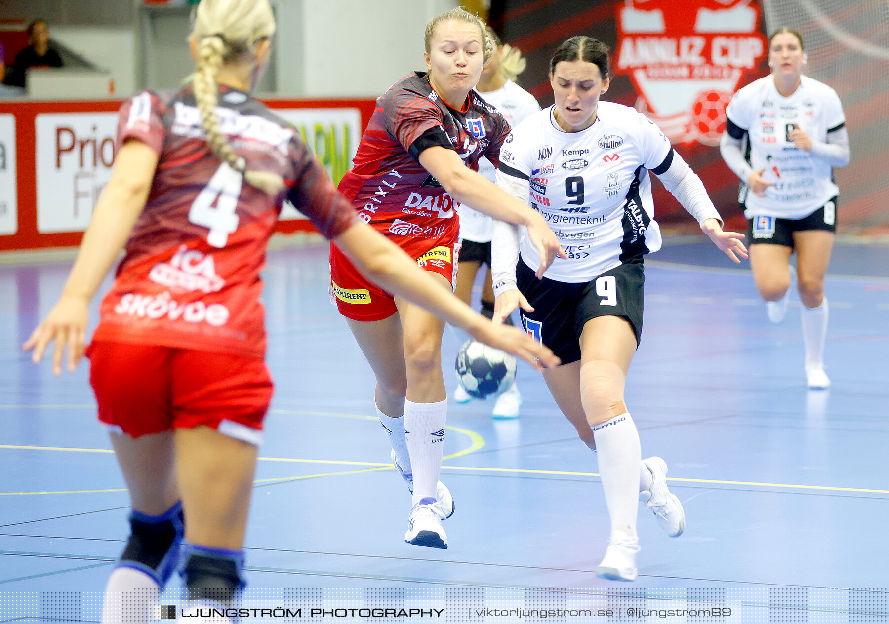 ATG Svenska Cupen Skövde HF-VästeråsIrsta HF 28-30,dam,Skövde Idrottshall,Skövde,Sverige,Handboll,,2022,290194