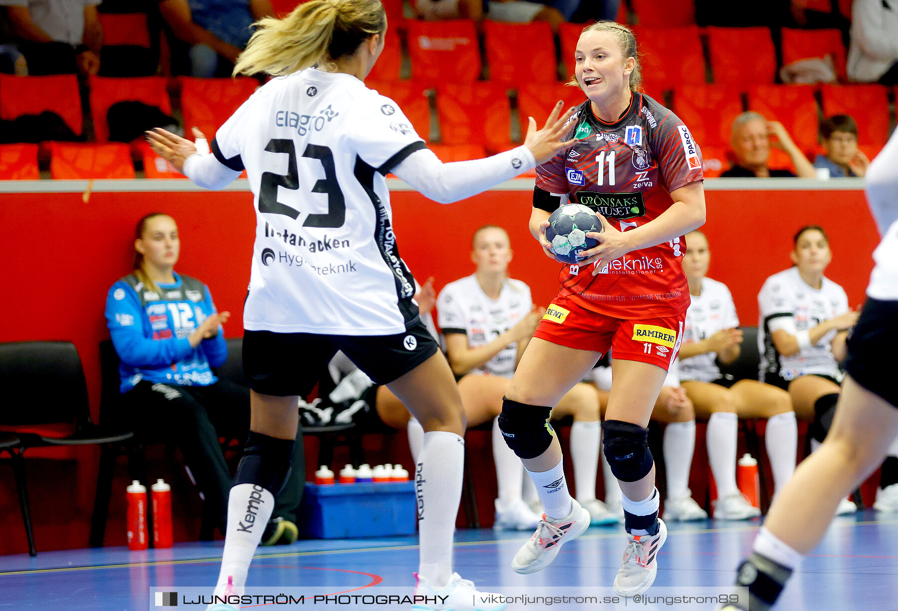 ATG Svenska Cupen Skövde HF-VästeråsIrsta HF 28-30,dam,Skövde Idrottshall,Skövde,Sverige,Handboll,,2022,290234