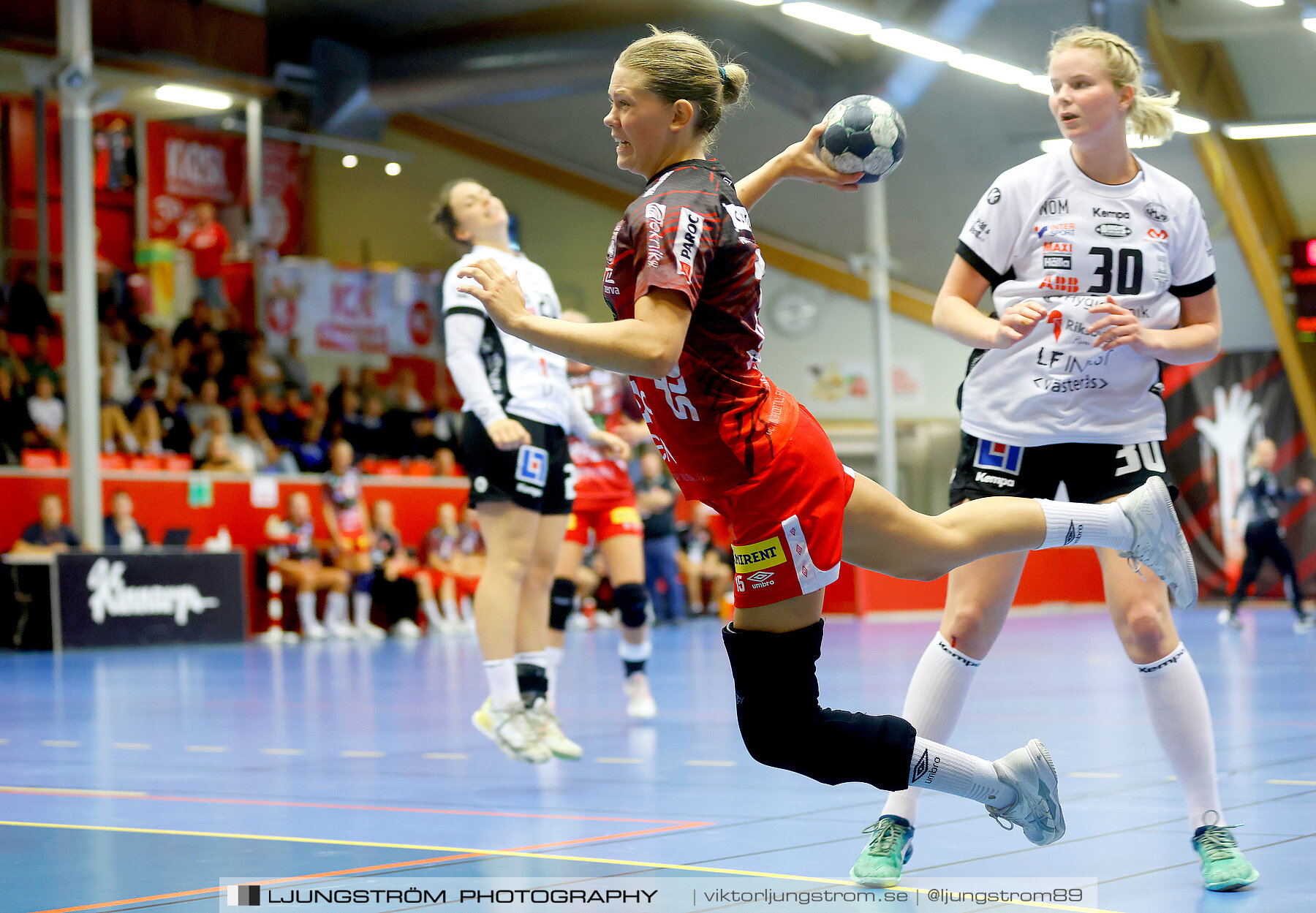 ATG Svenska Cupen Skövde HF-VästeråsIrsta HF 28-30,dam,Skövde Idrottshall,Skövde,Sverige,Handboll,,2022,290243