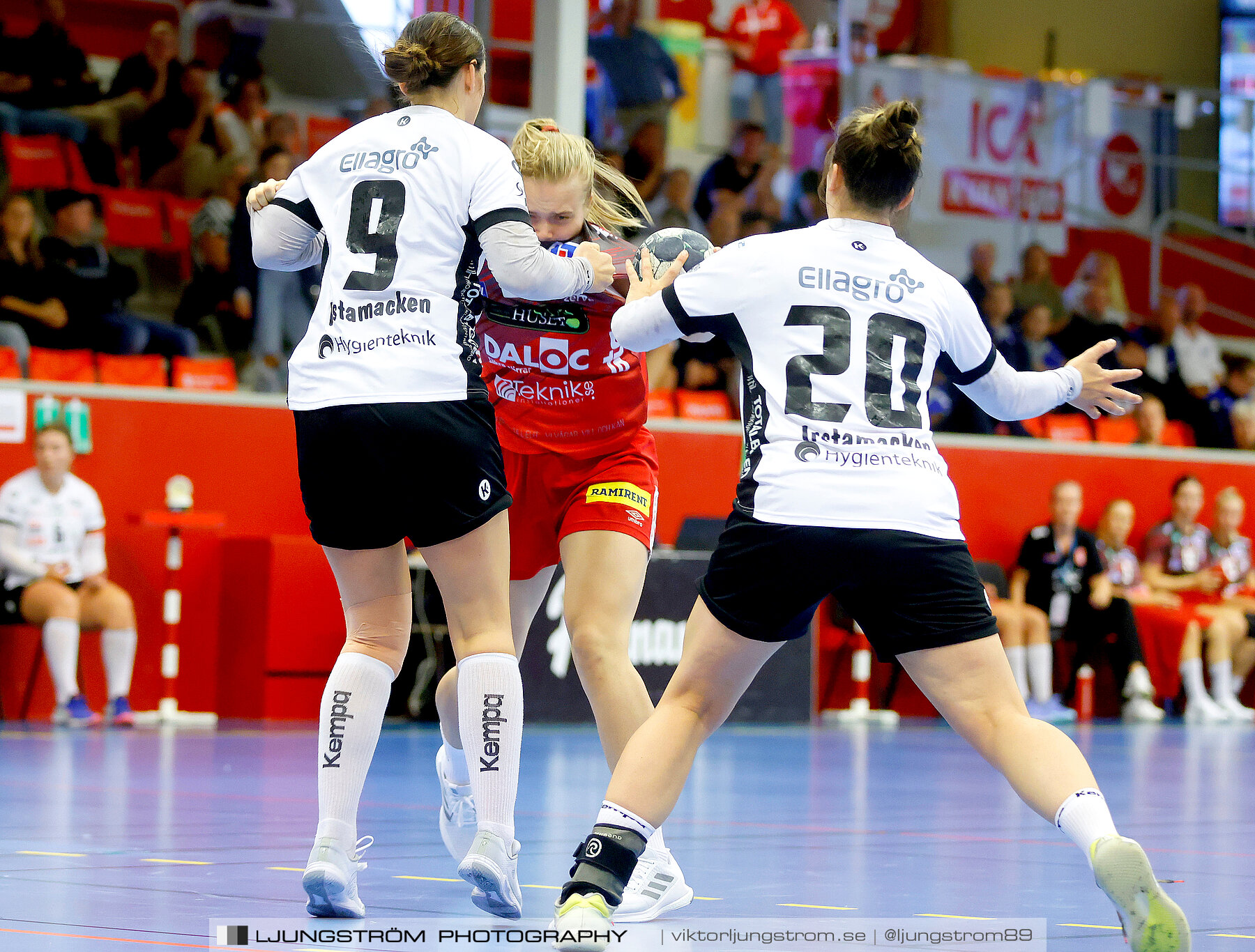 ATG Svenska Cupen Skövde HF-VästeråsIrsta HF 28-30,dam,Skövde Idrottshall,Skövde,Sverige,Handboll,,2022,290271