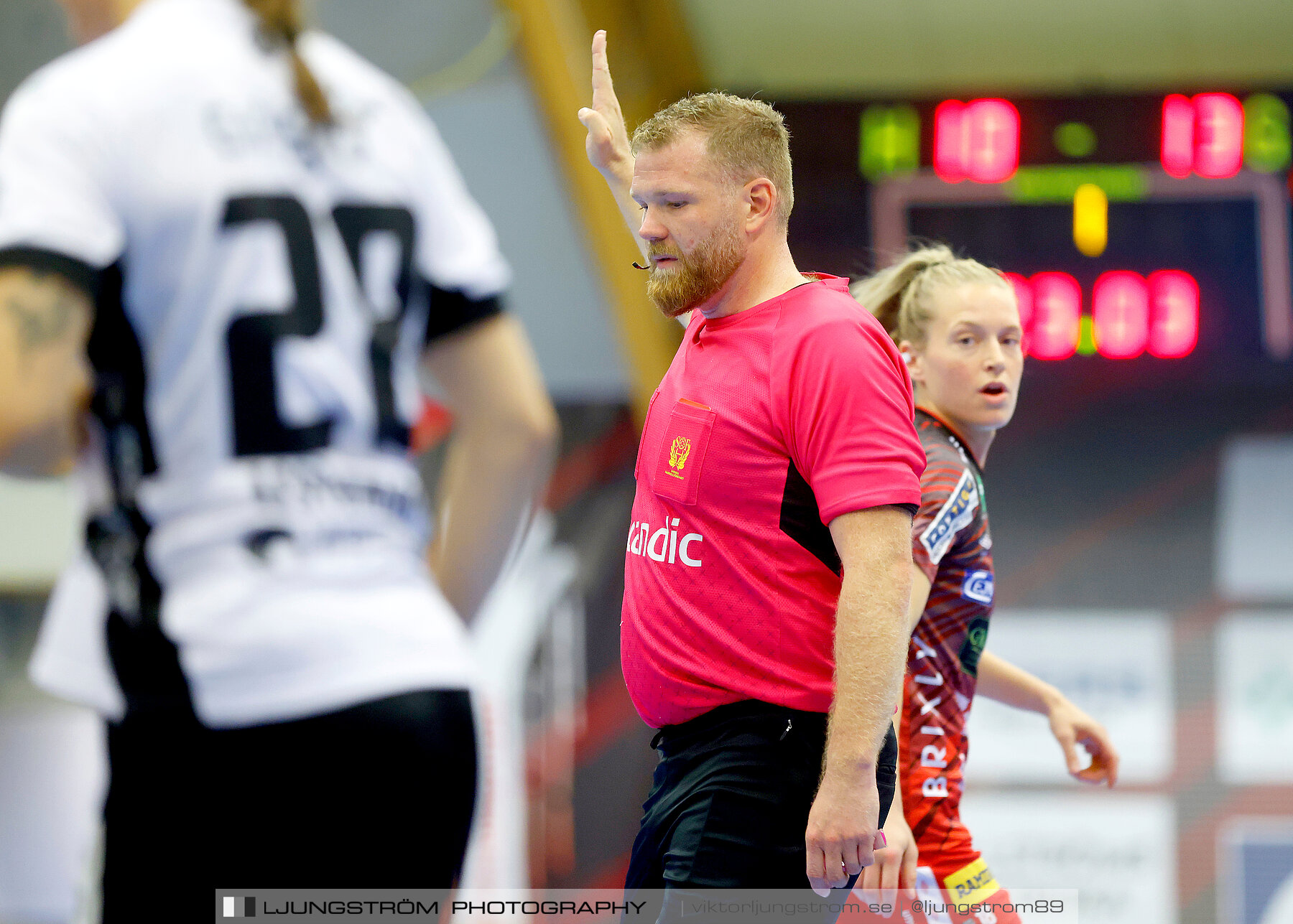 ATG Svenska Cupen Skövde HF-VästeråsIrsta HF 28-30,dam,Skövde Idrottshall,Skövde,Sverige,Handboll,,2022,290276