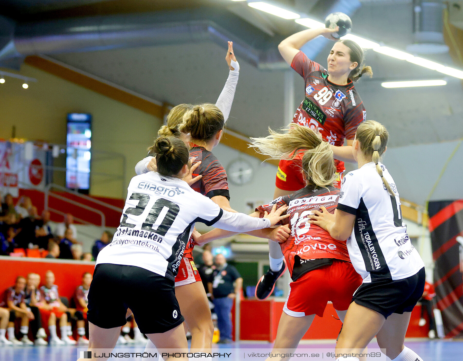 ATG Svenska Cupen Skövde HF-VästeråsIrsta HF 28-30,dam,Skövde Idrottshall,Skövde,Sverige,Handboll,,2022,290277