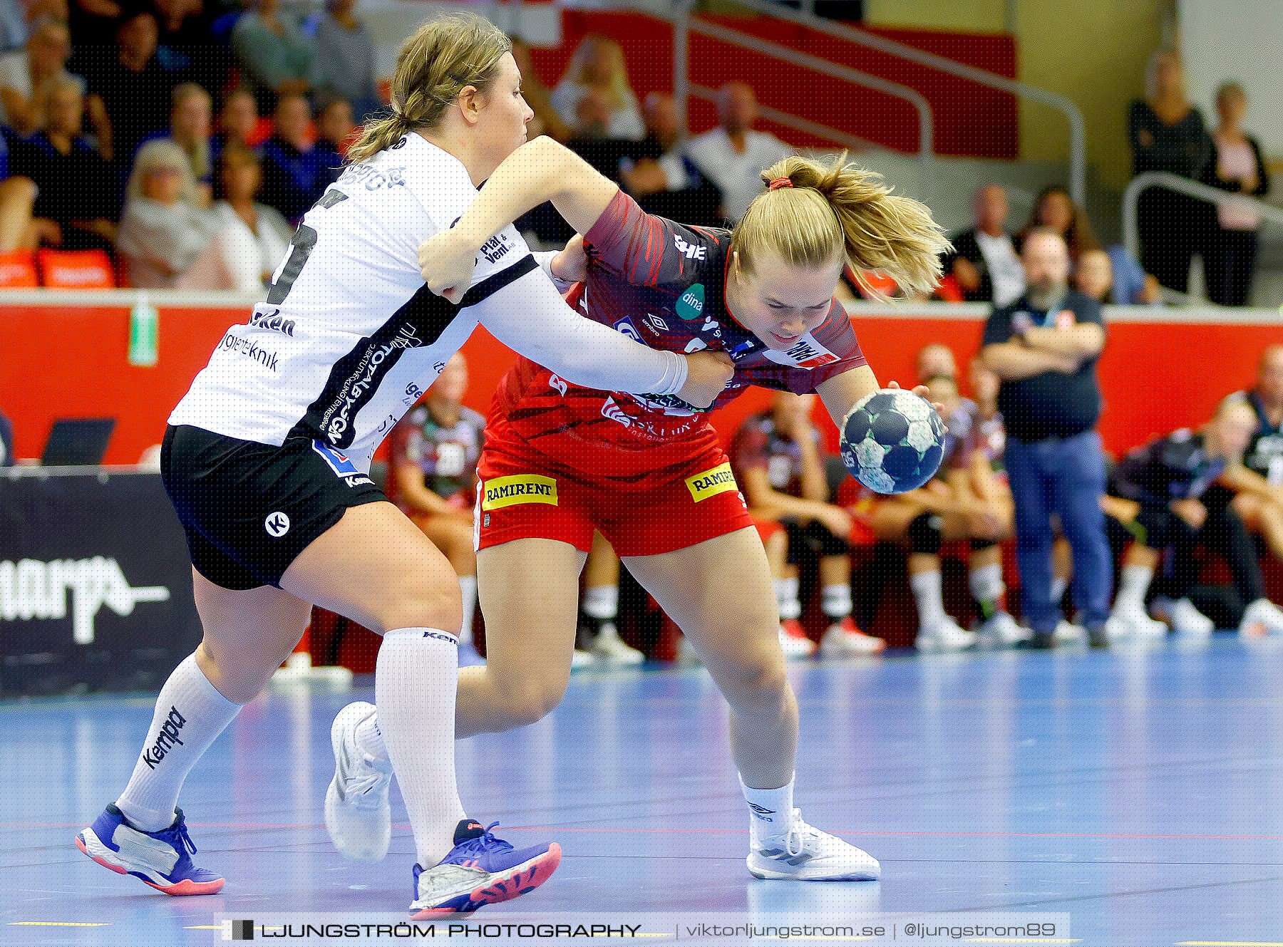 ATG Svenska Cupen Skövde HF-VästeråsIrsta HF 28-30,dam,Skövde Idrottshall,Skövde,Sverige,Handboll,,2022,290287