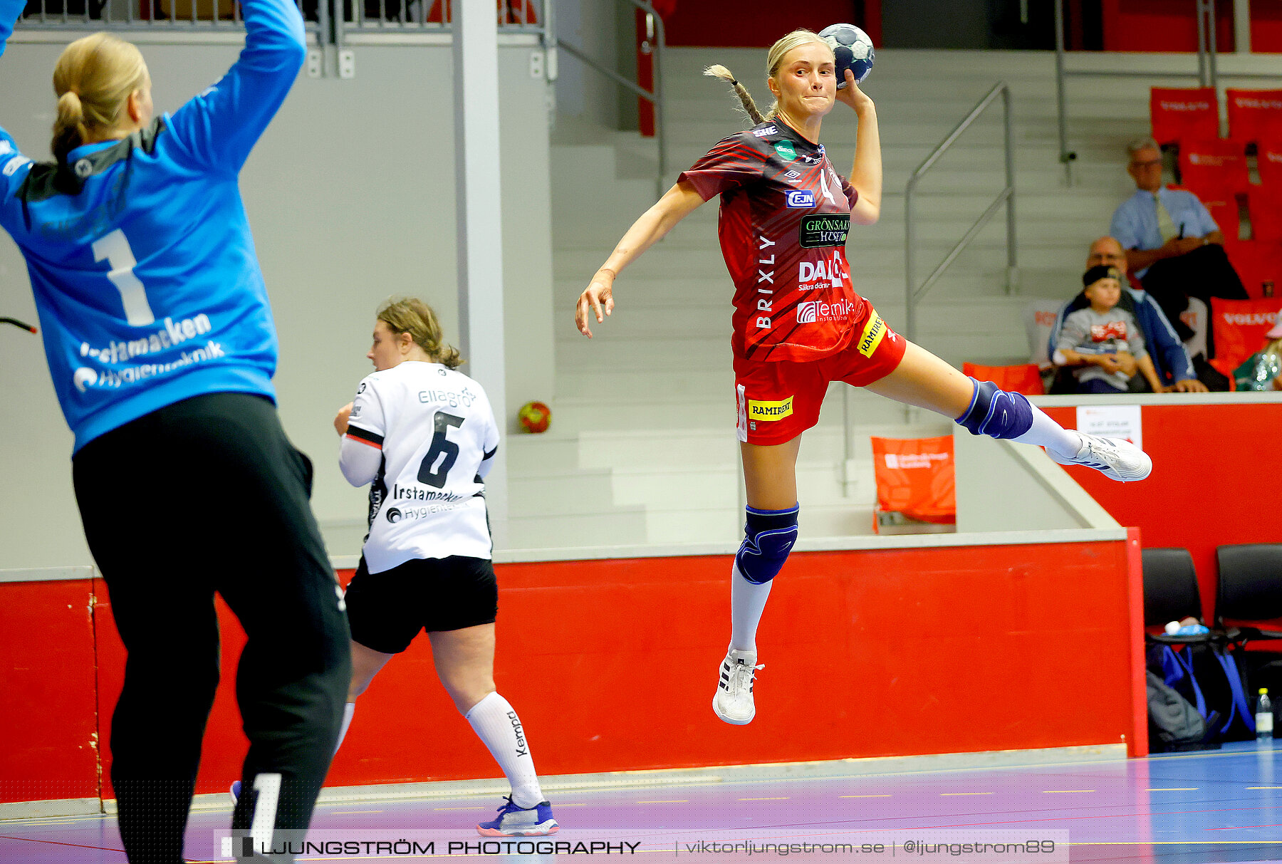 ATG Svenska Cupen Skövde HF-VästeråsIrsta HF 28-30,dam,Skövde Idrottshall,Skövde,Sverige,Handboll,,2022,290292