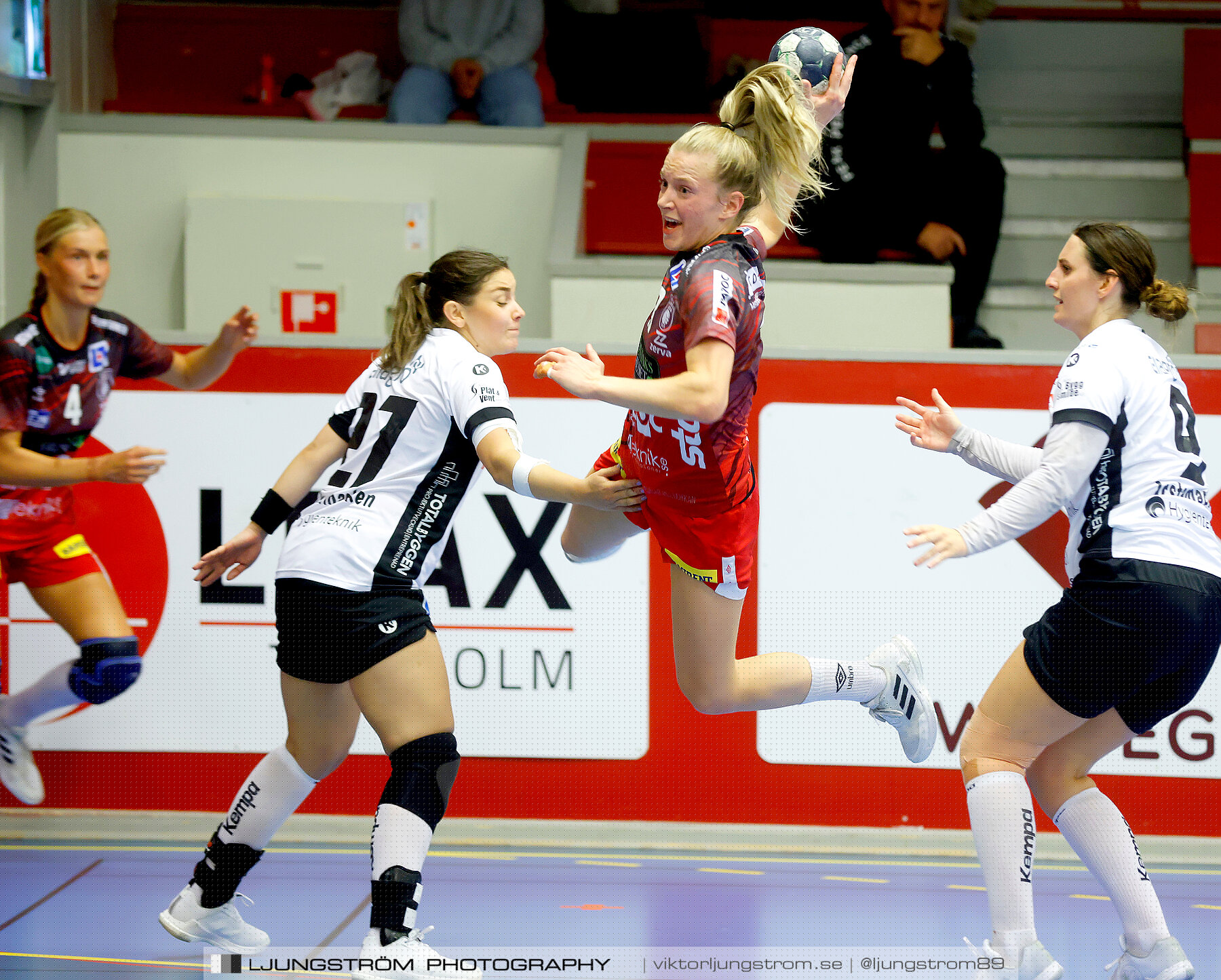 ATG Svenska Cupen Skövde HF-VästeråsIrsta HF 28-30,dam,Skövde Idrottshall,Skövde,Sverige,Handboll,,2022,290354