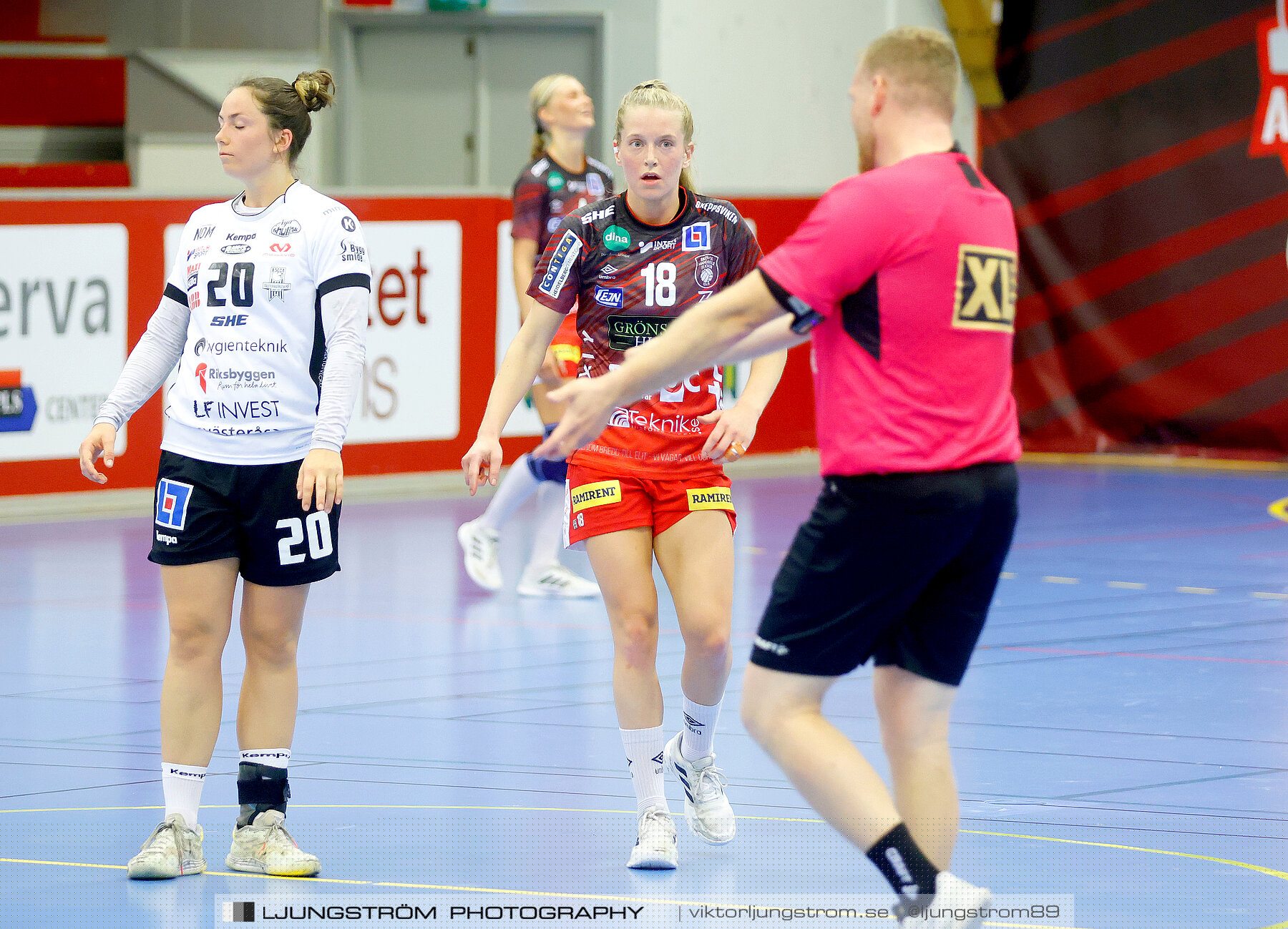 ATG Svenska Cupen Skövde HF-VästeråsIrsta HF 28-30,dam,Skövde Idrottshall,Skövde,Sverige,Handboll,,2022,290356