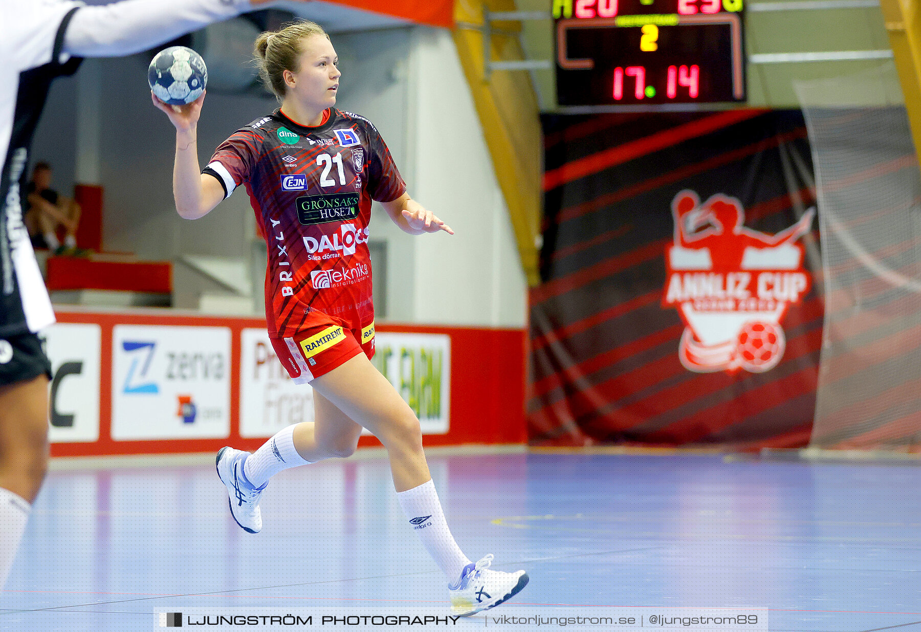 ATG Svenska Cupen Skövde HF-VästeråsIrsta HF 28-30,dam,Skövde Idrottshall,Skövde,Sverige,Handboll,,2022,290359