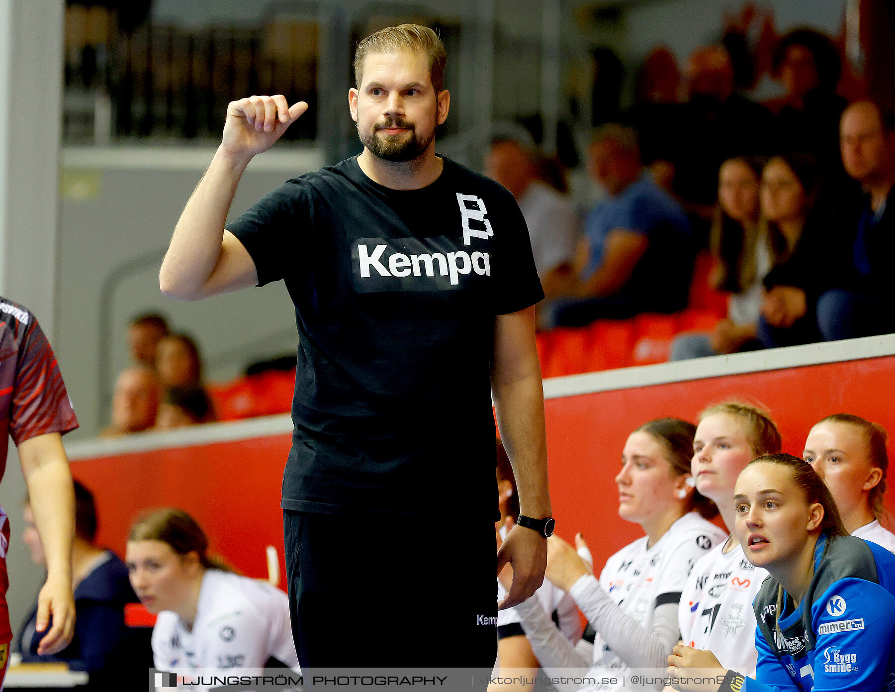 ATG Svenska Cupen Skövde HF-VästeråsIrsta HF 28-30,dam,Skövde Idrottshall,Skövde,Sverige,Handboll,,2022,290368