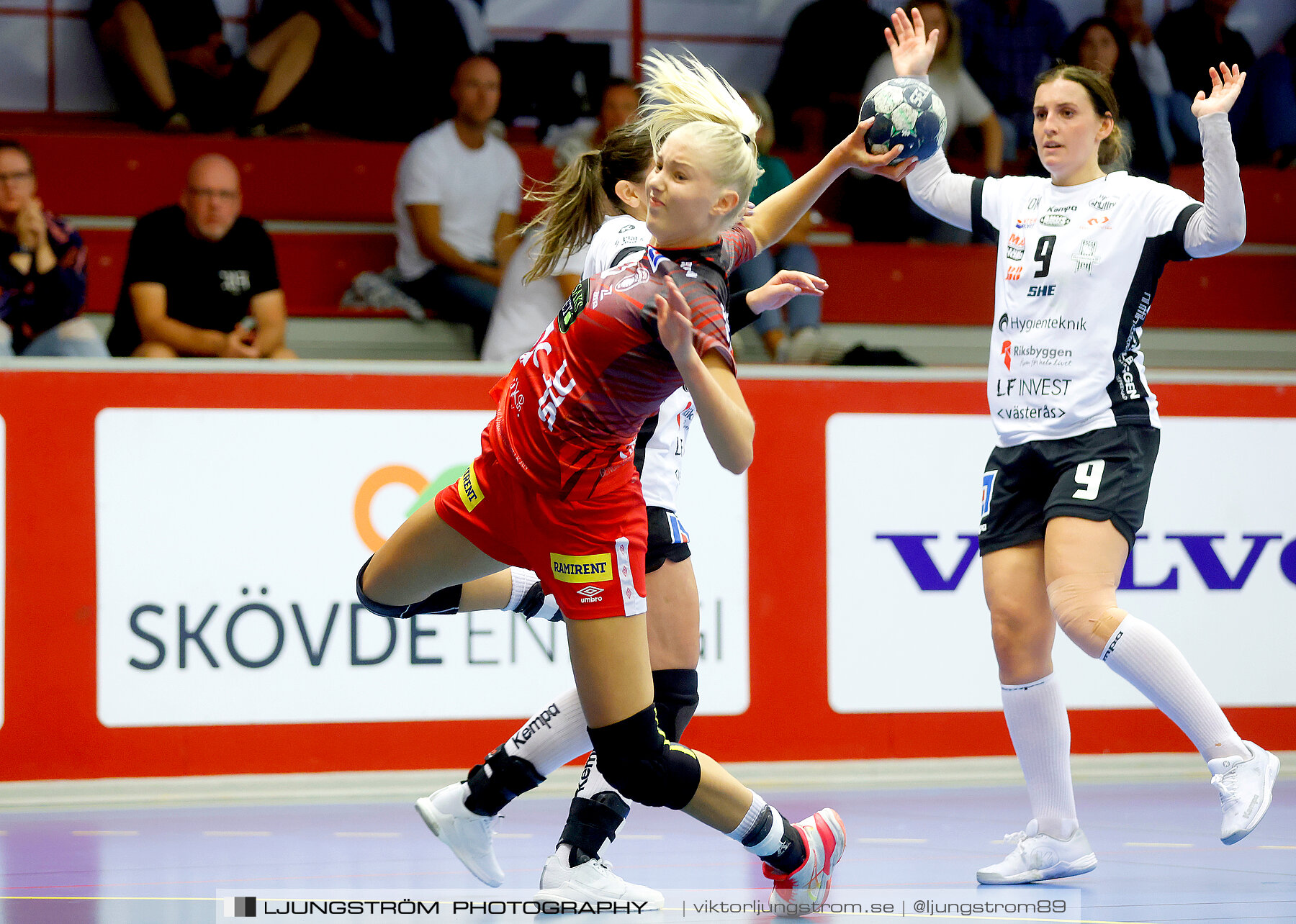 ATG Svenska Cupen Skövde HF-VästeråsIrsta HF 28-30,dam,Skövde Idrottshall,Skövde,Sverige,Handboll,,2022,290372