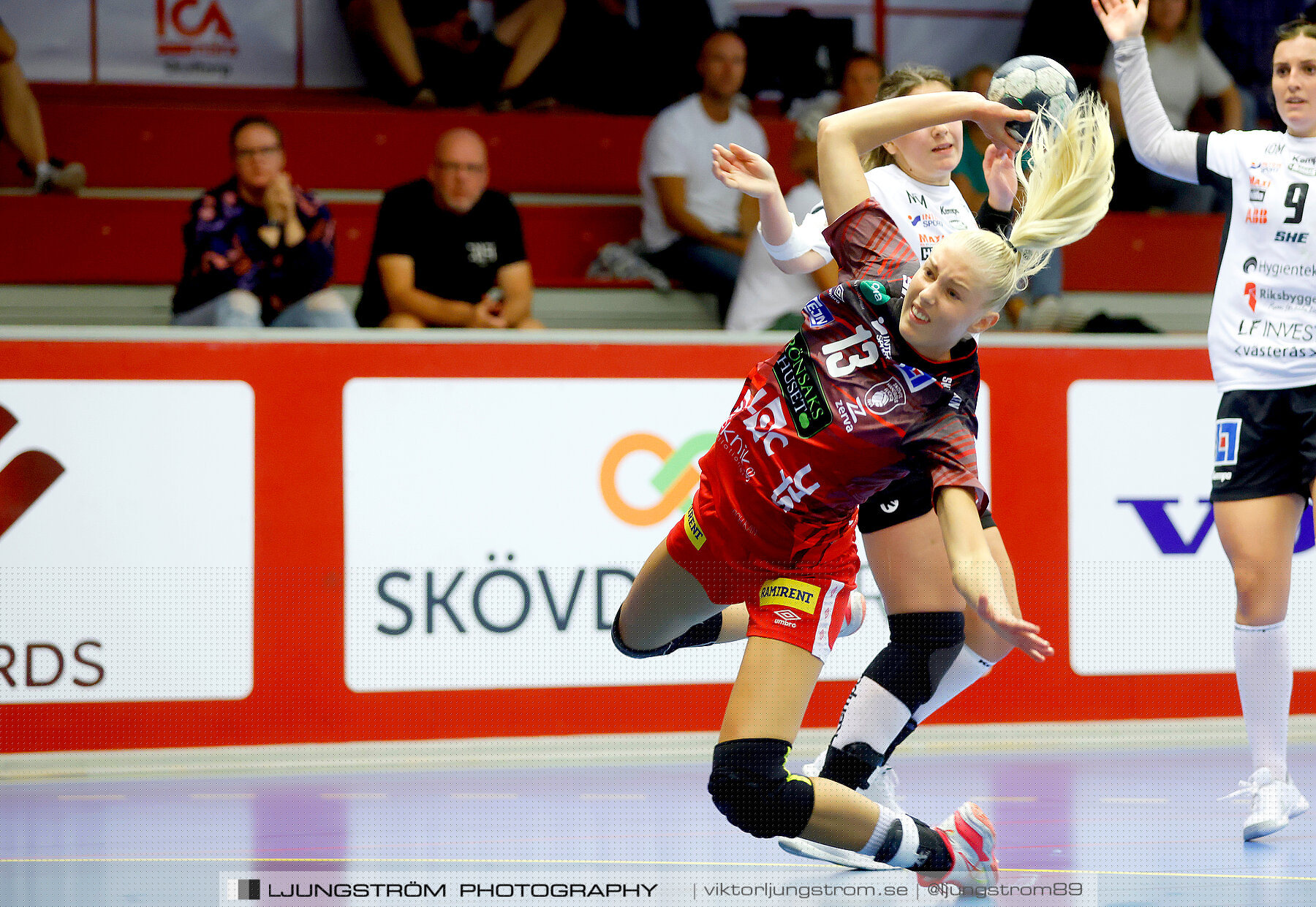ATG Svenska Cupen Skövde HF-VästeråsIrsta HF 28-30,dam,Skövde Idrottshall,Skövde,Sverige,Handboll,,2022,290373