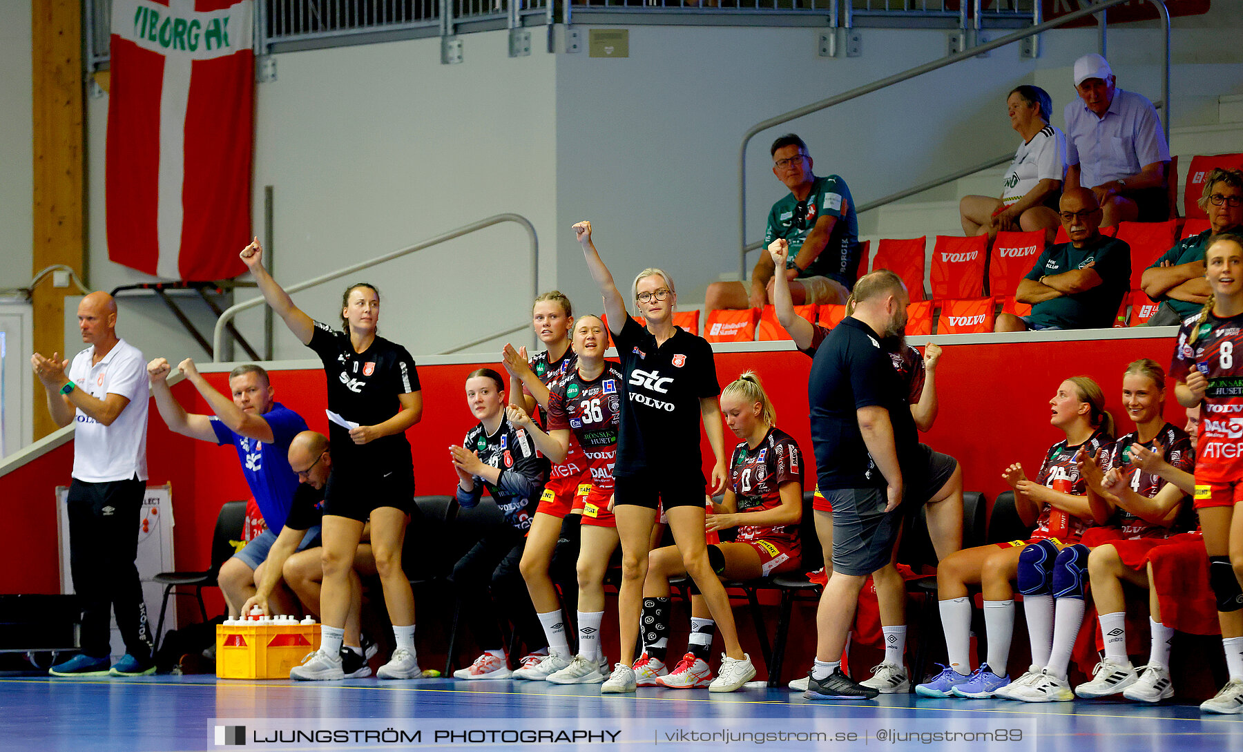 Annliz Cup Superelit Skövde HF-EH Aalborg 28-30,dam,Skövde Idrottshall,Skövde,Sverige,Handboll,,2022,290932